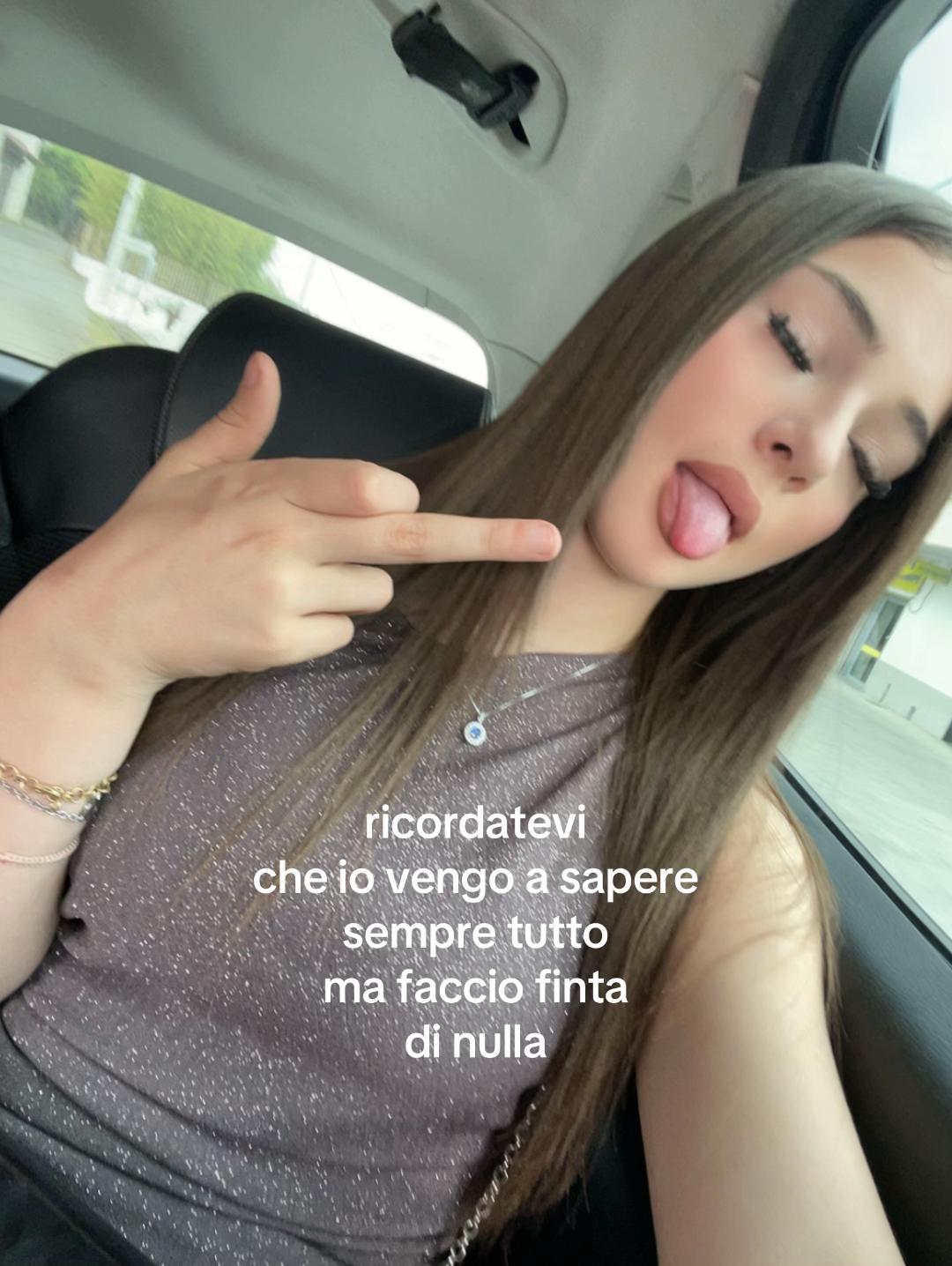 @👸