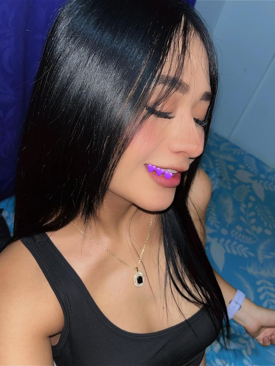 @Danielaotero