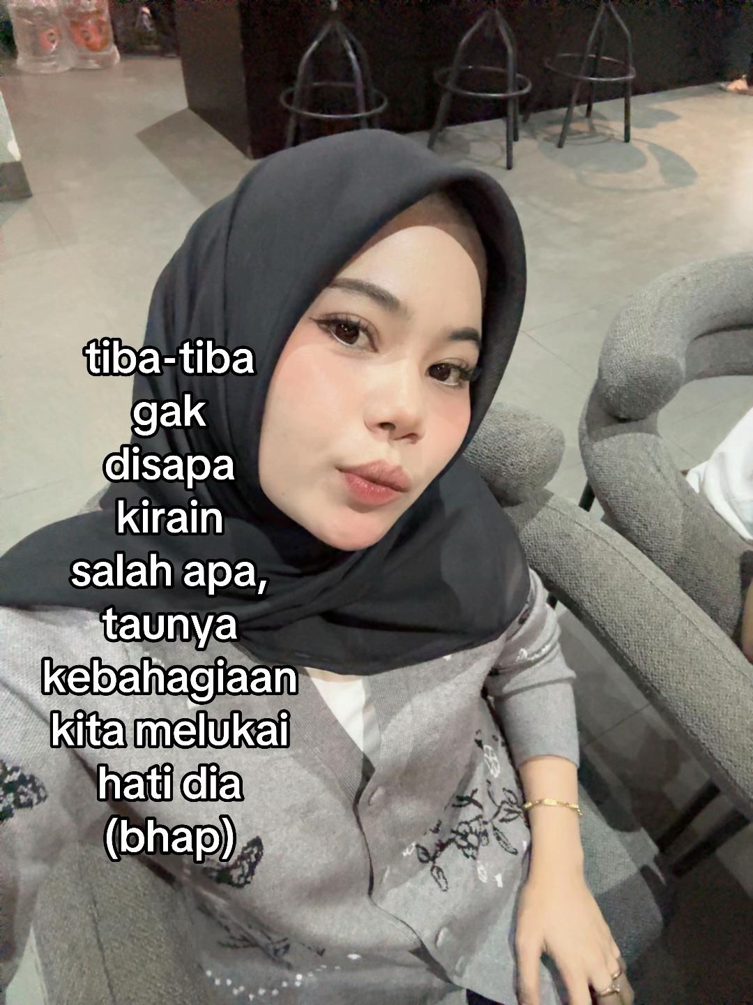 @indah || ig : indaahputri__