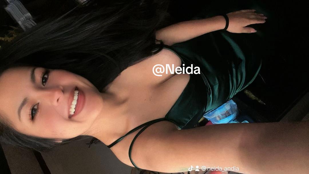@Neida Andia 🍒