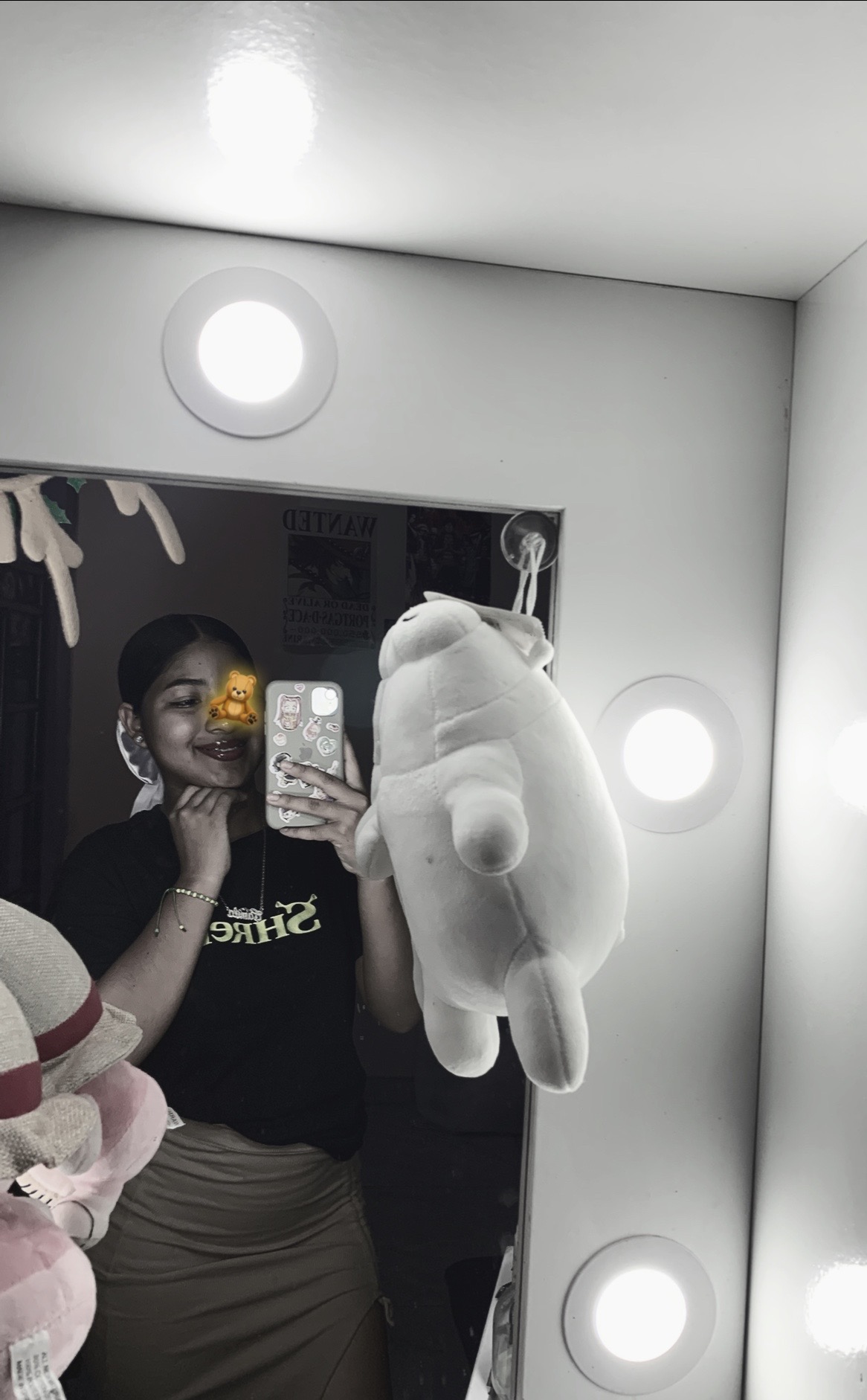 @😇