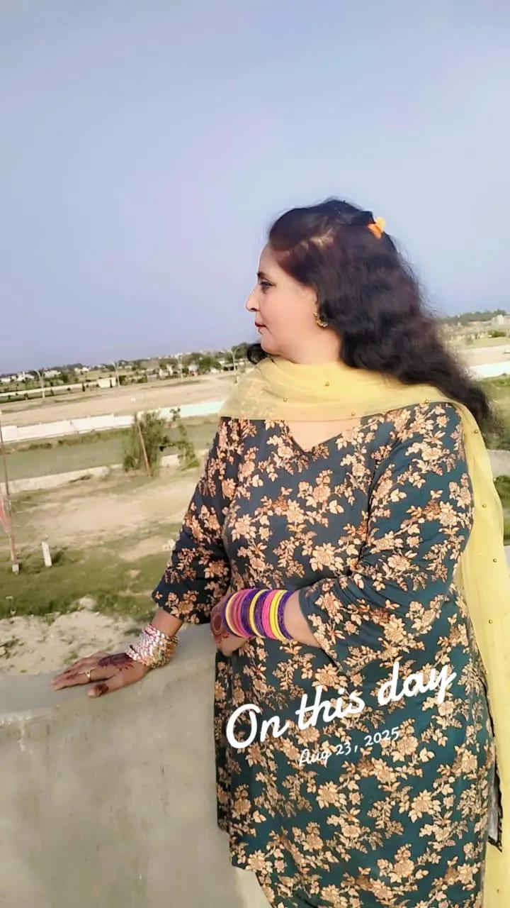 @Mehnaz Rathor
