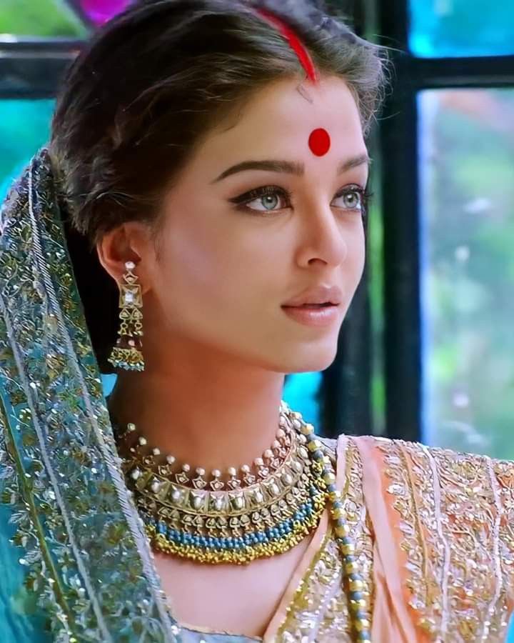 @BOLLYAASHIQ BOLLYSTREAM