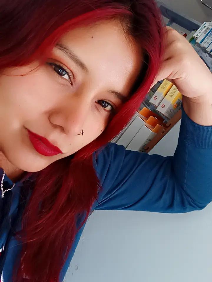 @Lizz 🖤❤️