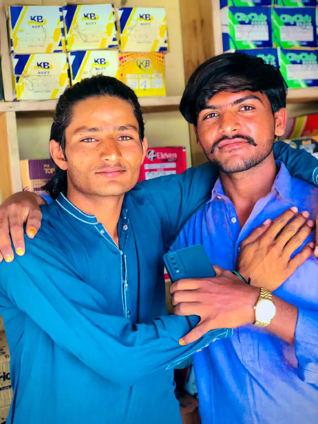 @𝐀𝐬𝐡𝐨𝐤 𝐊𝐮𝐦𝐚𝐫......