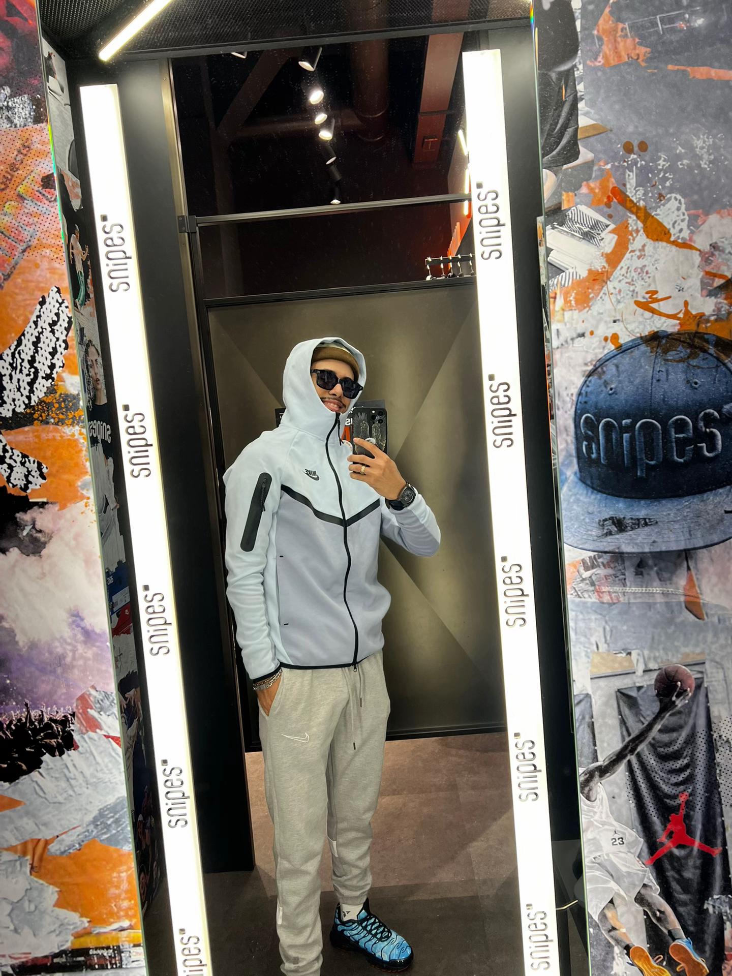 @Ilyas_gb🦅🖤