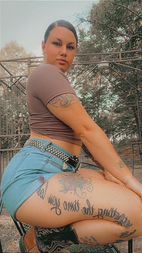 @Queen_C_205🥶🥶