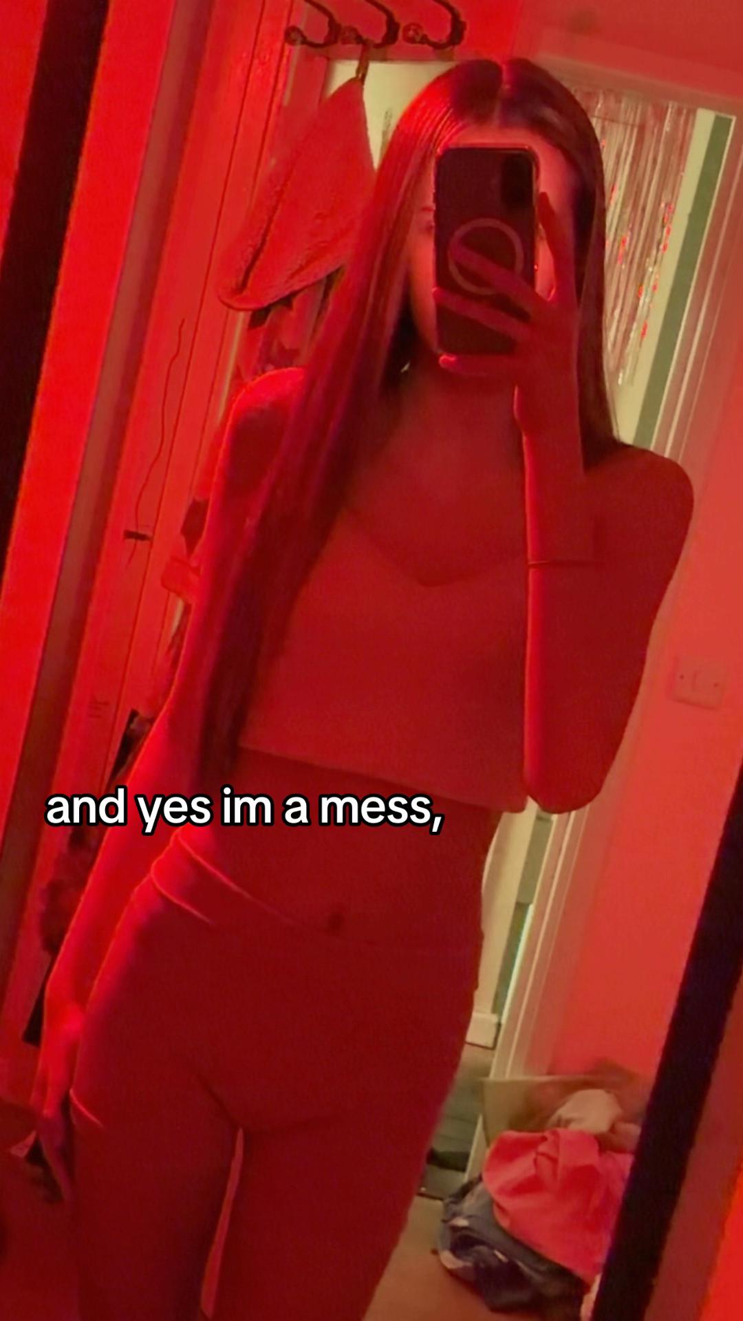 @aliciaroseꨄ