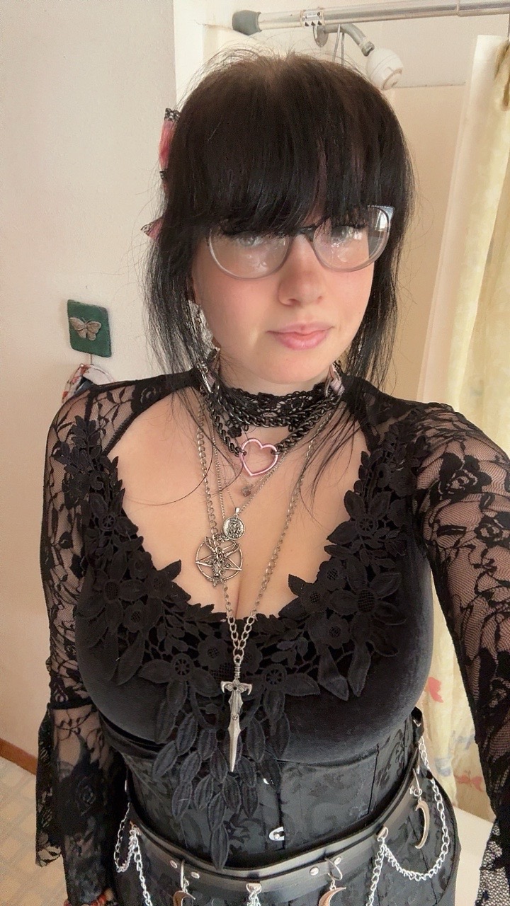 @⚰️🦇✨TwistedMenace✨🦇⚰️