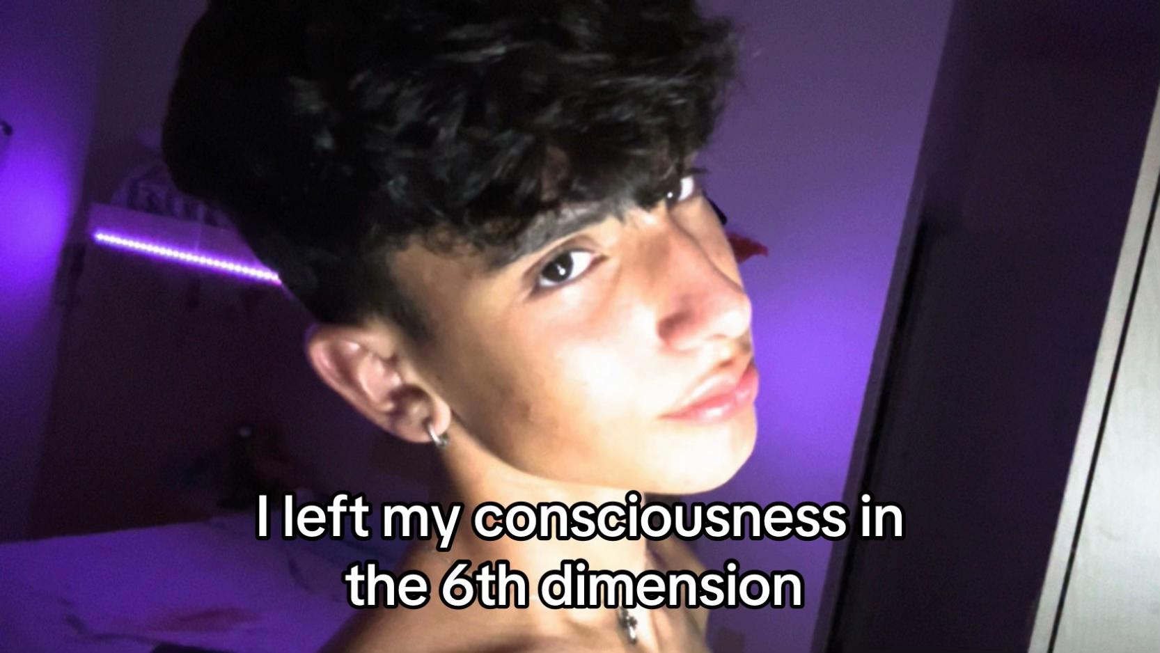 @♱
