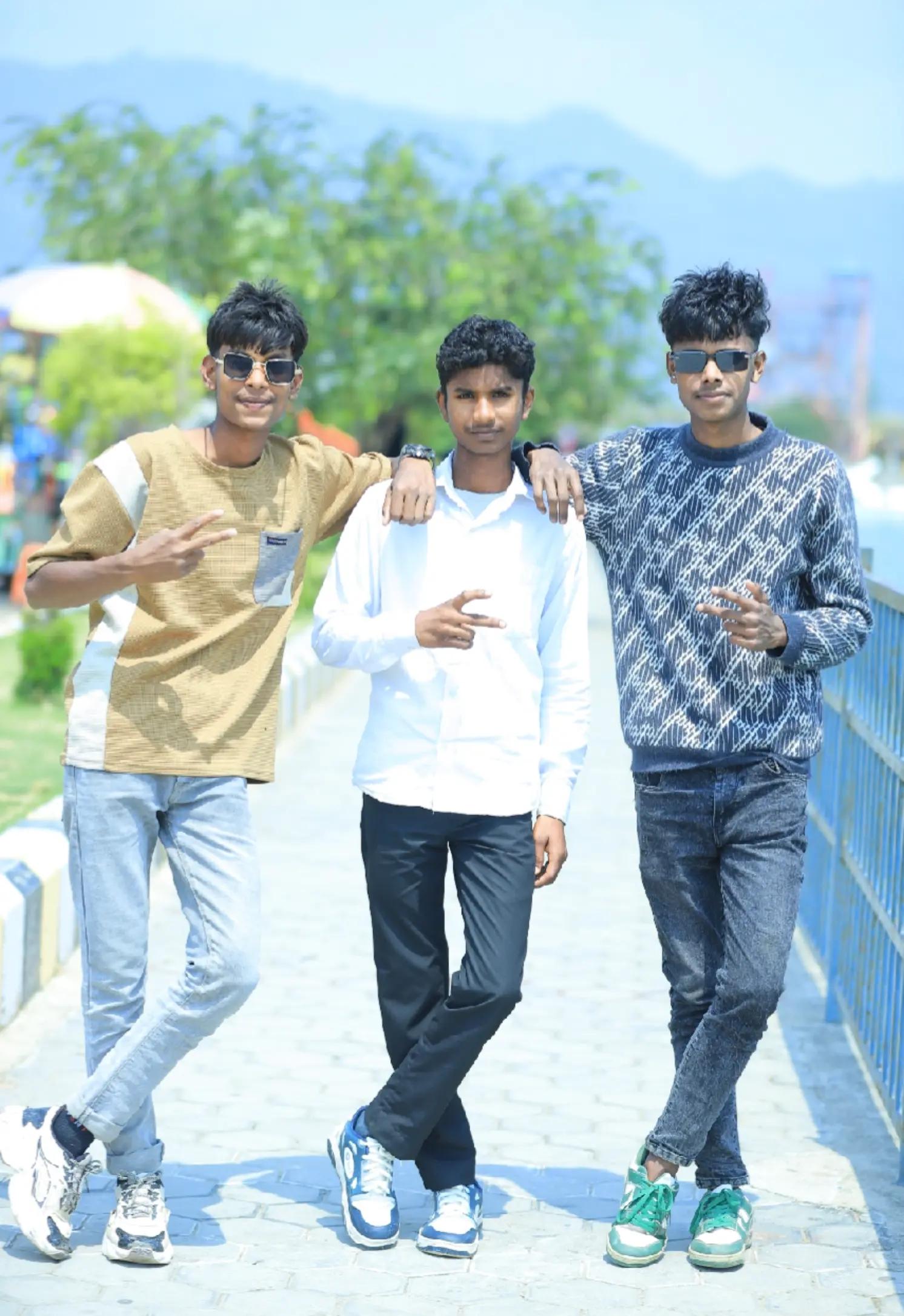 @Aalok jaiswal 18