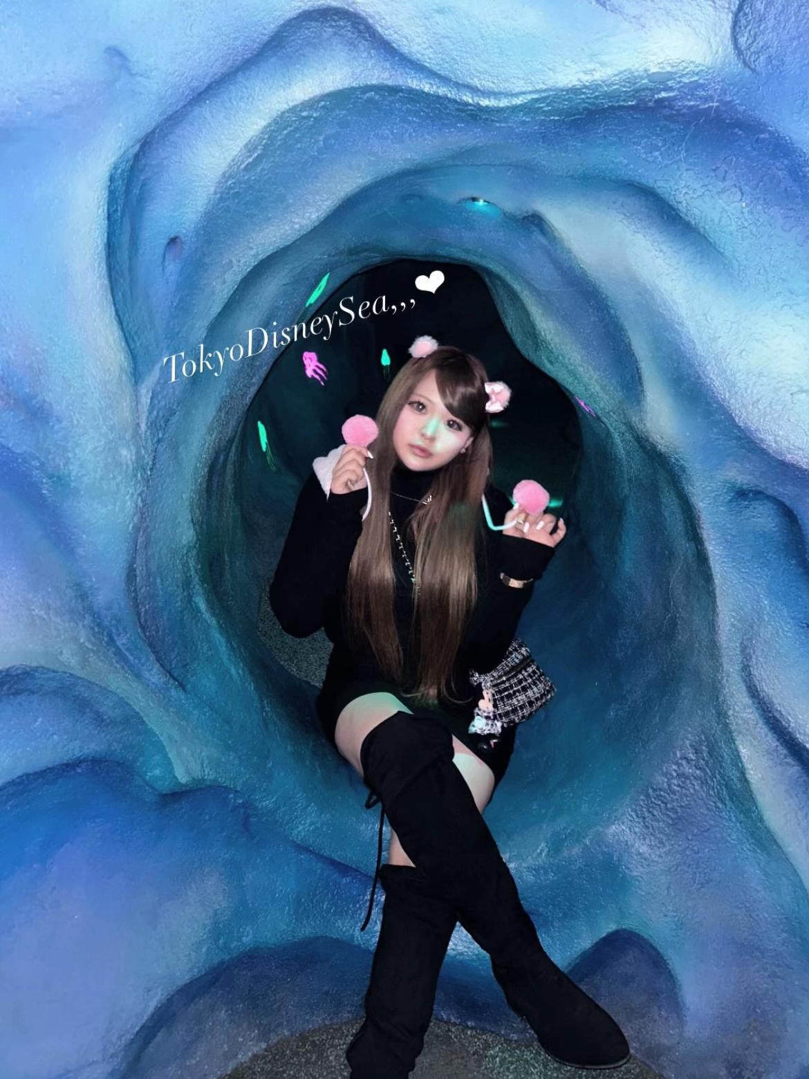 @𝐦𝐄𝐢