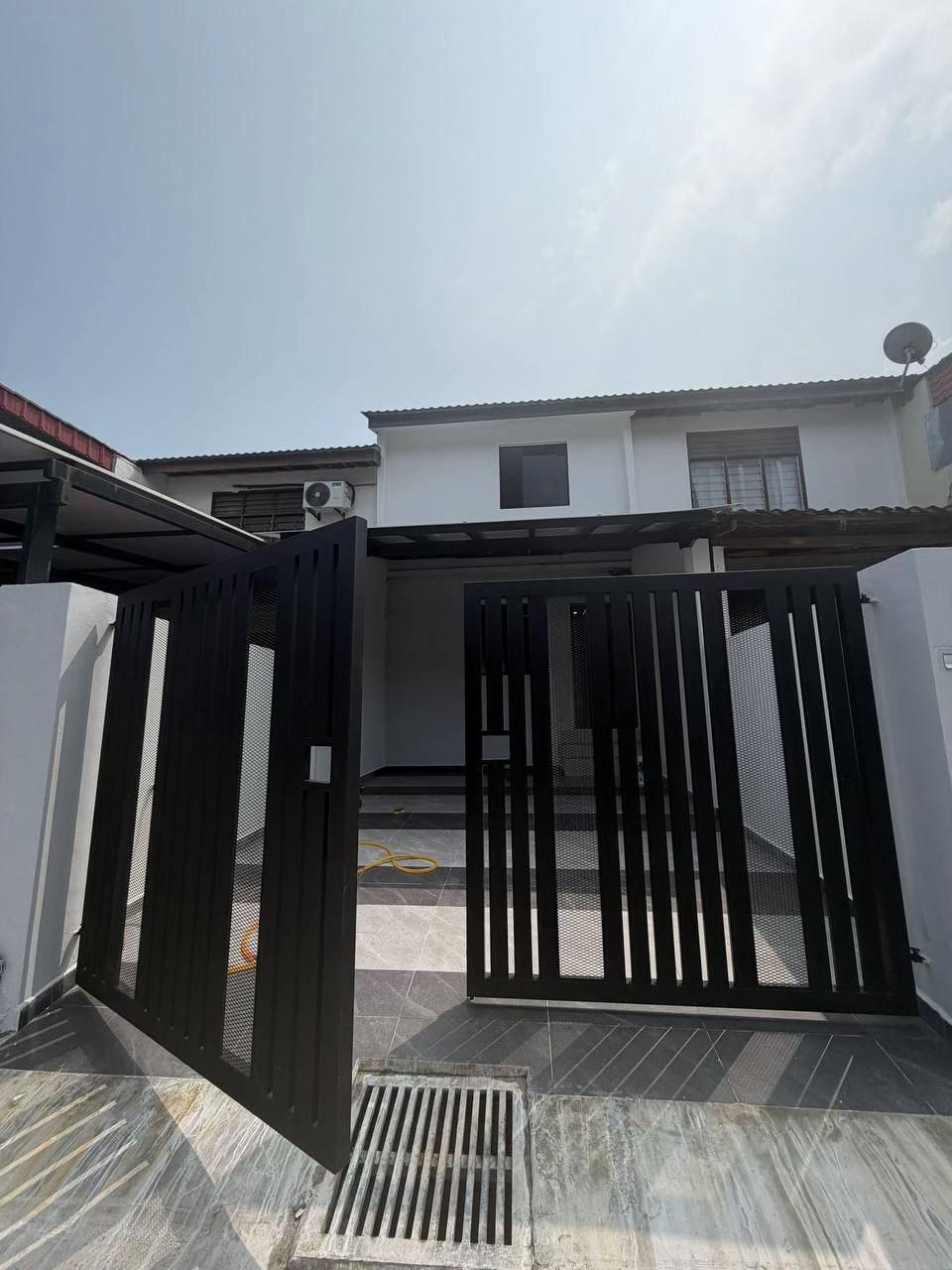 @Zahrah majid Property