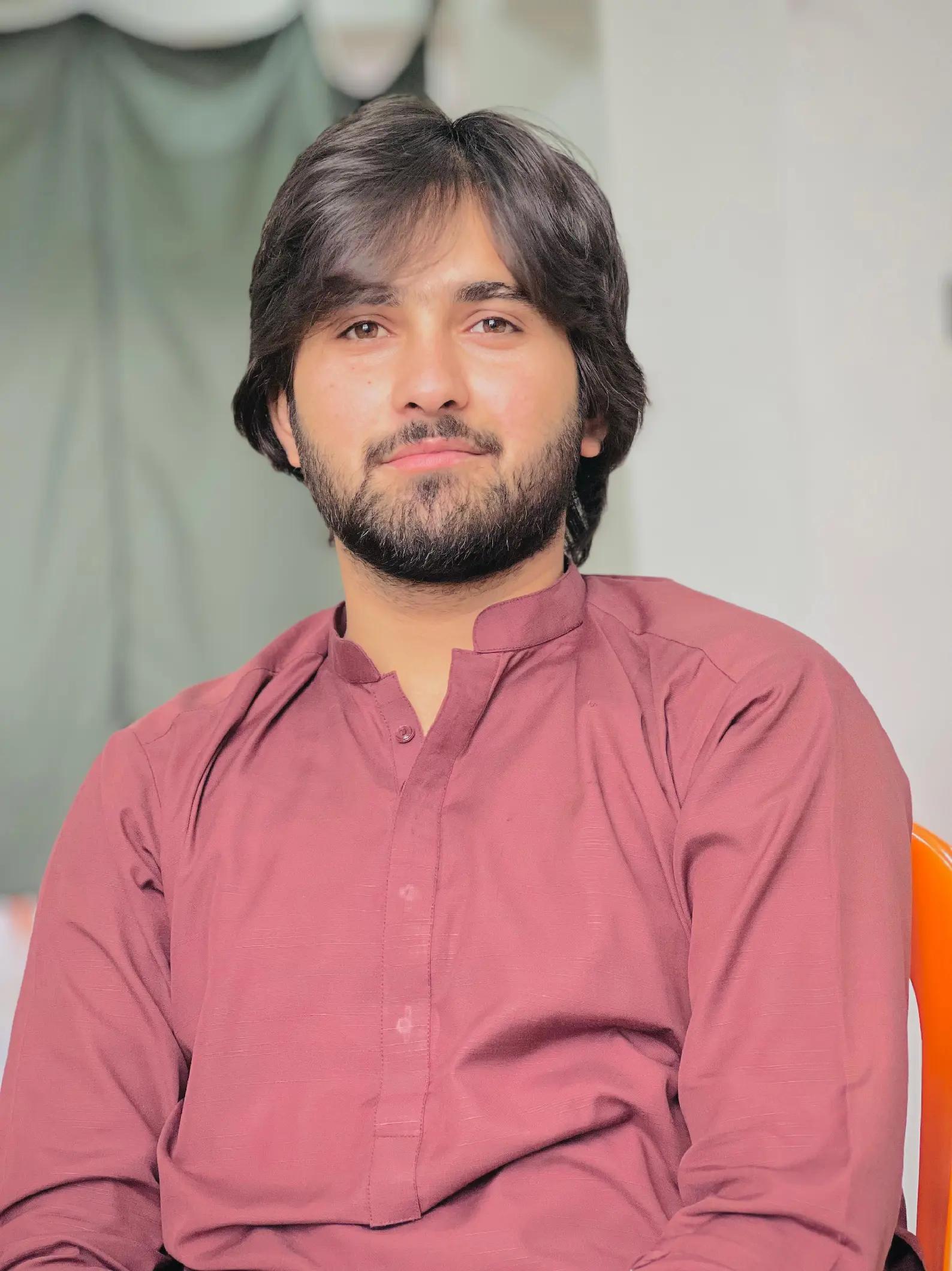 @AFTAB SHAH
