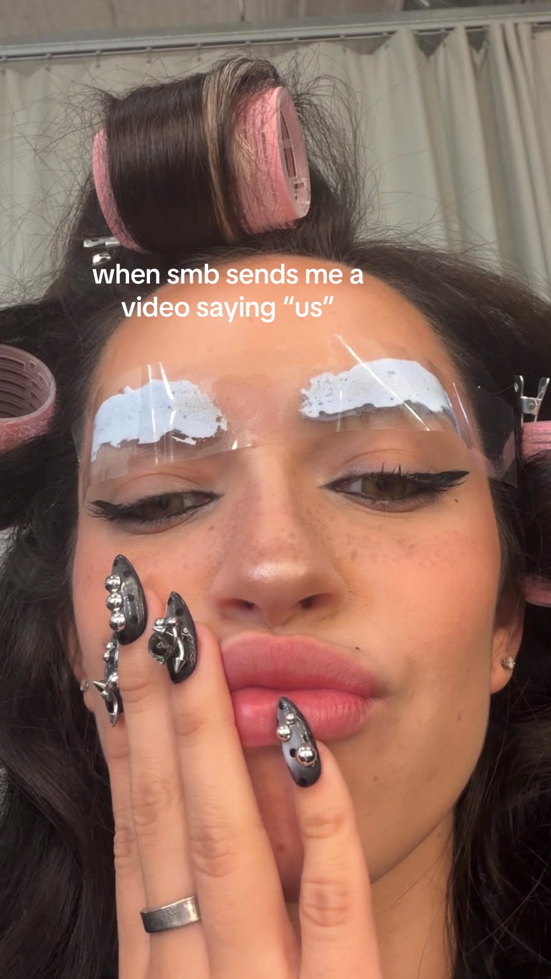 @𝓐𝓷𝓷𝓪🛡️