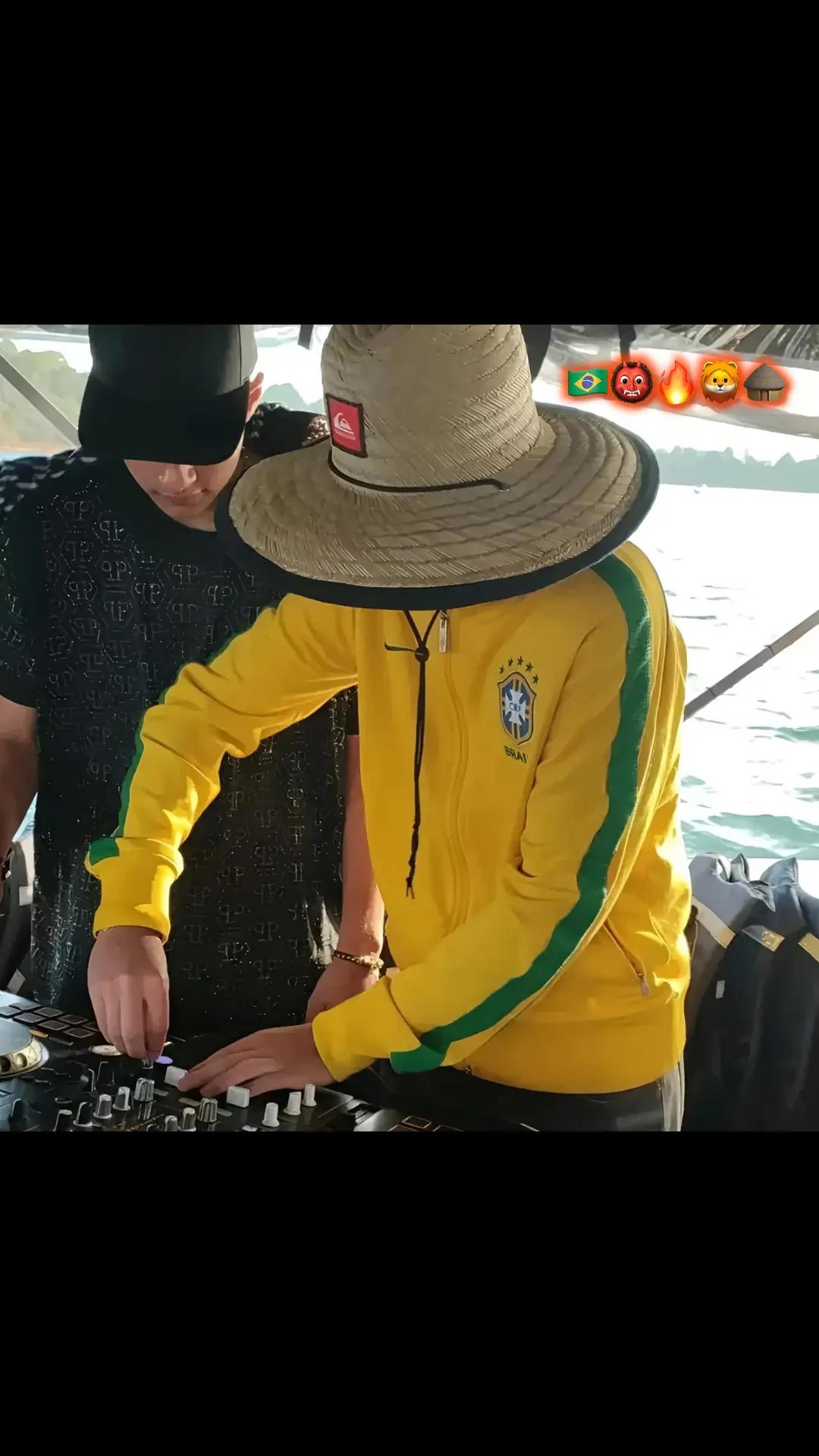 @💃🏽🌴𝗔𝗙𝗥𝗢 𝗟𝗜𝗙𝗘🌴🕺🏽