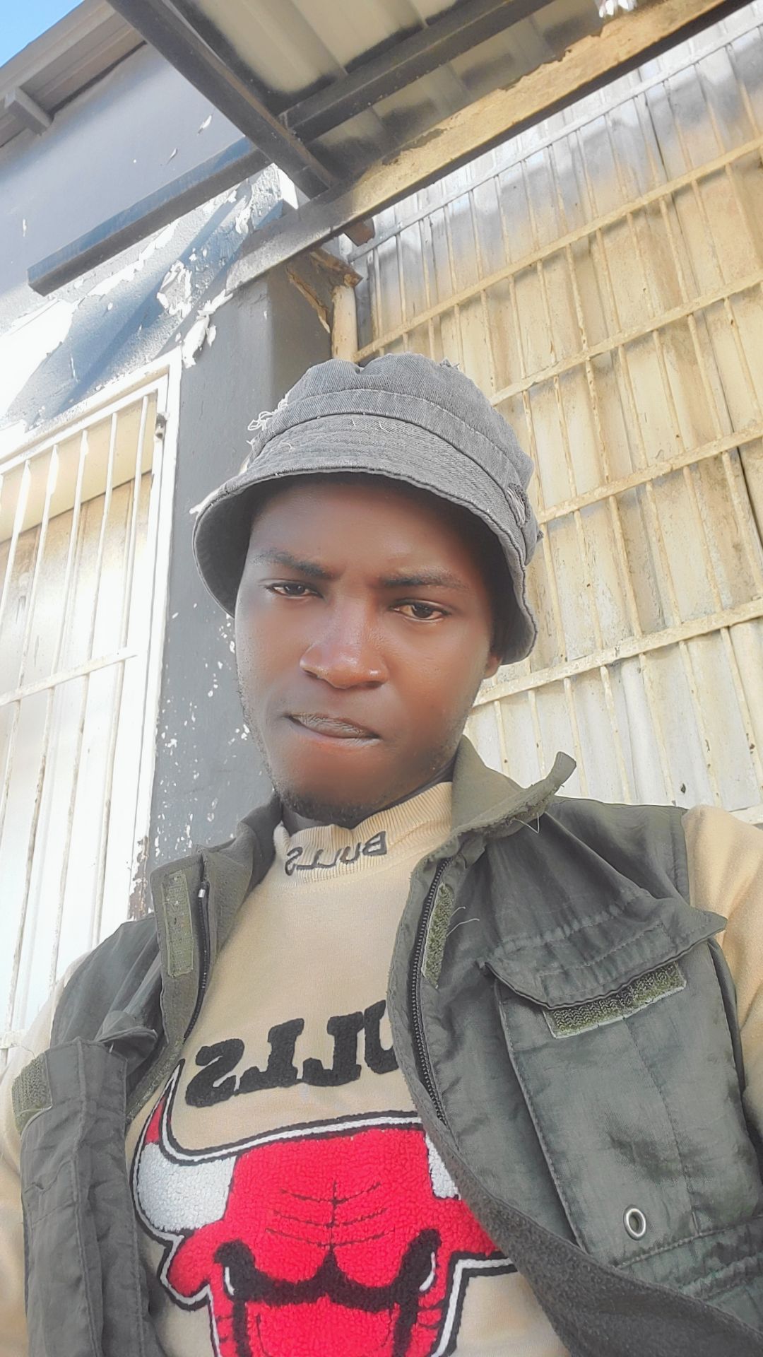 @Leeroy Ngandu