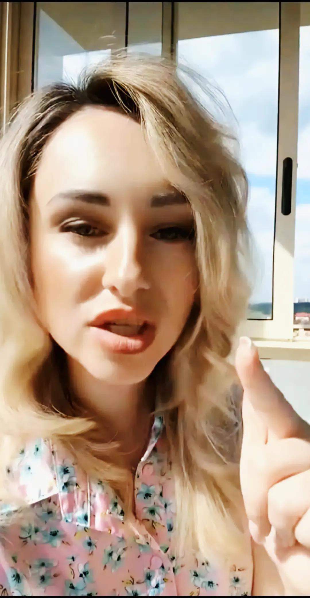 @Denisa 🖤🖤🖤🖤