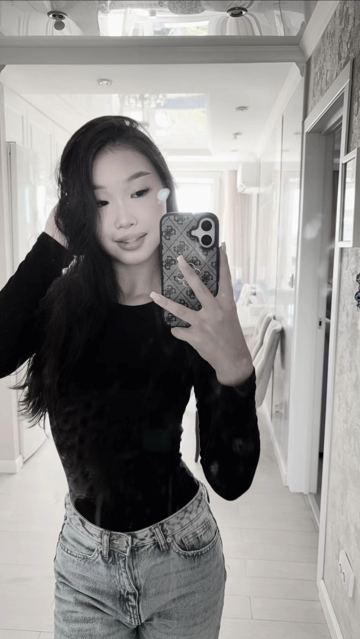 @𝐏𝐚𝐤𝐡𝐨𝐦𝐨𝐯𝐚