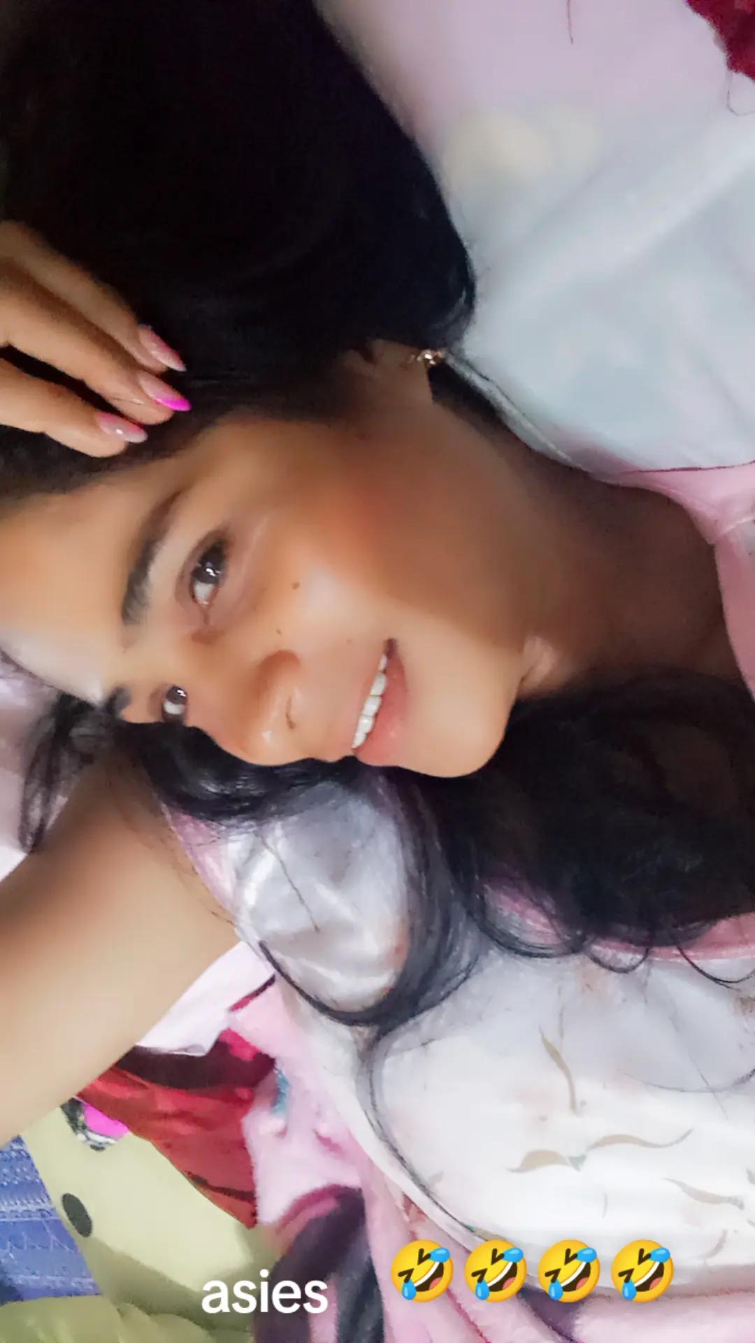 @María Castro ๐๐๐๐