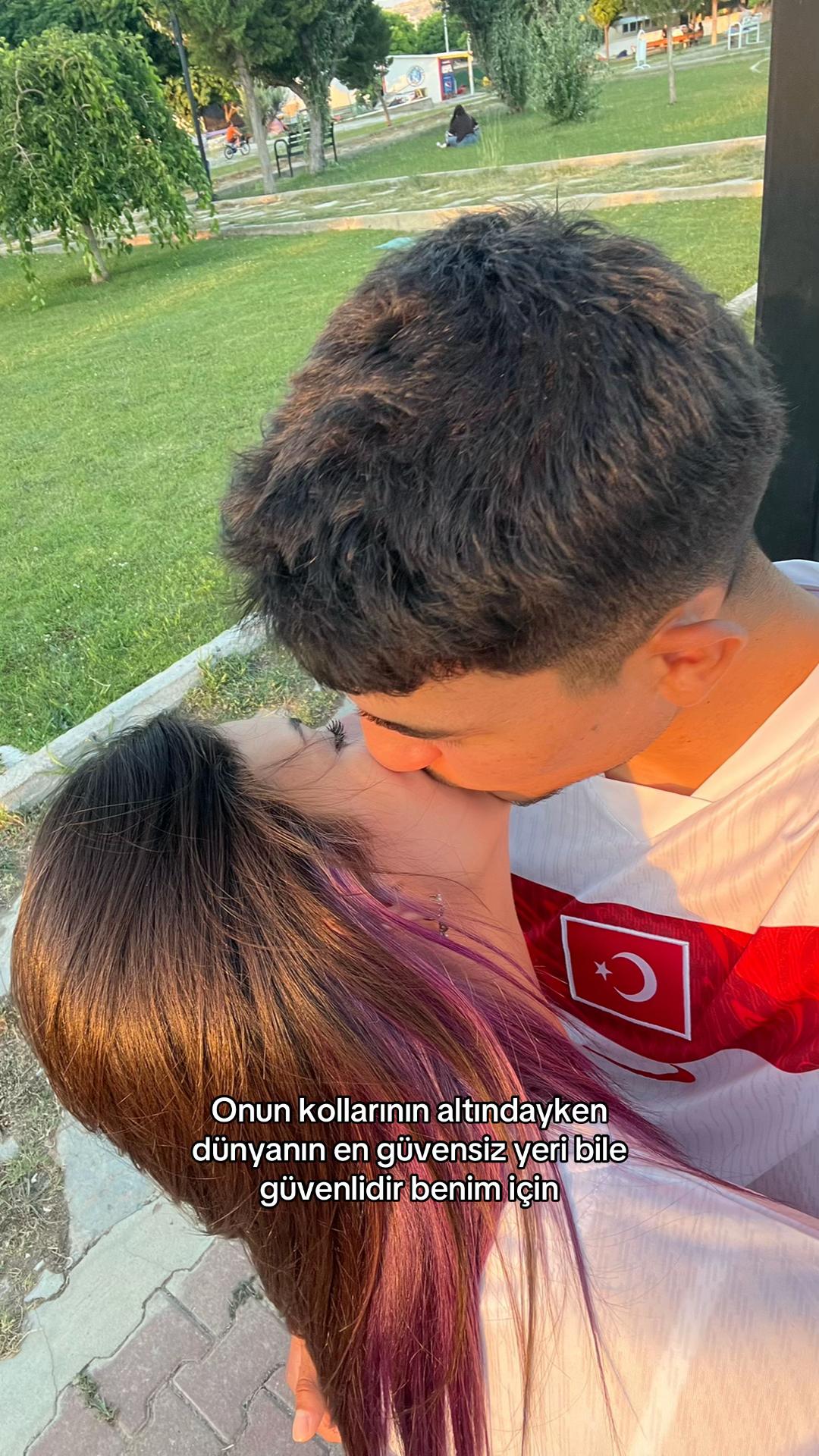 @Azranur Gülüş🇹🇷
