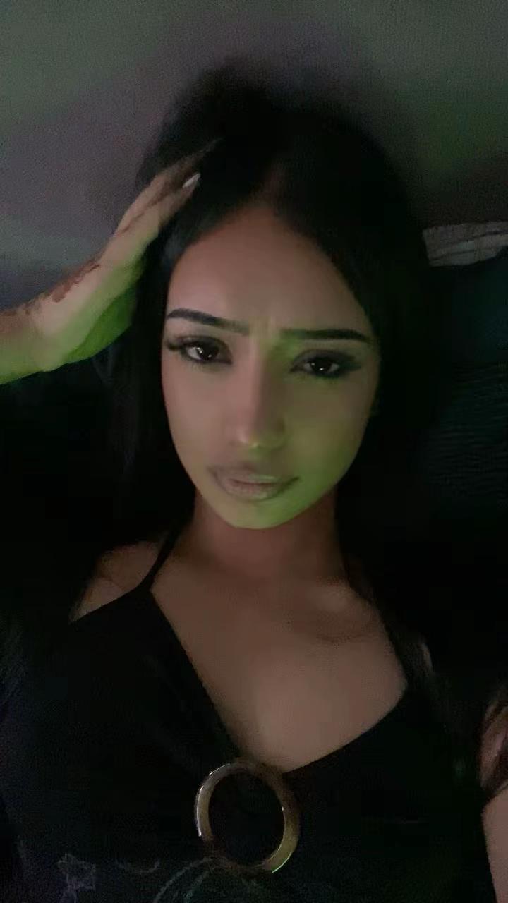 @️