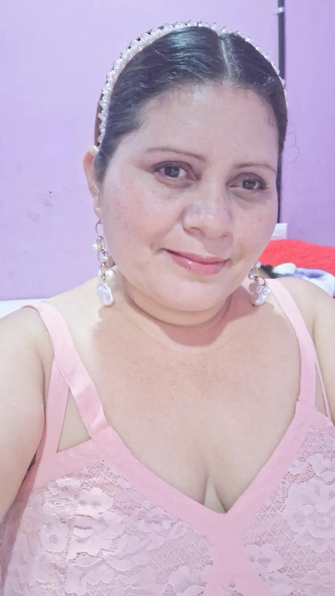 @🇭🇳tinita🦁🥀