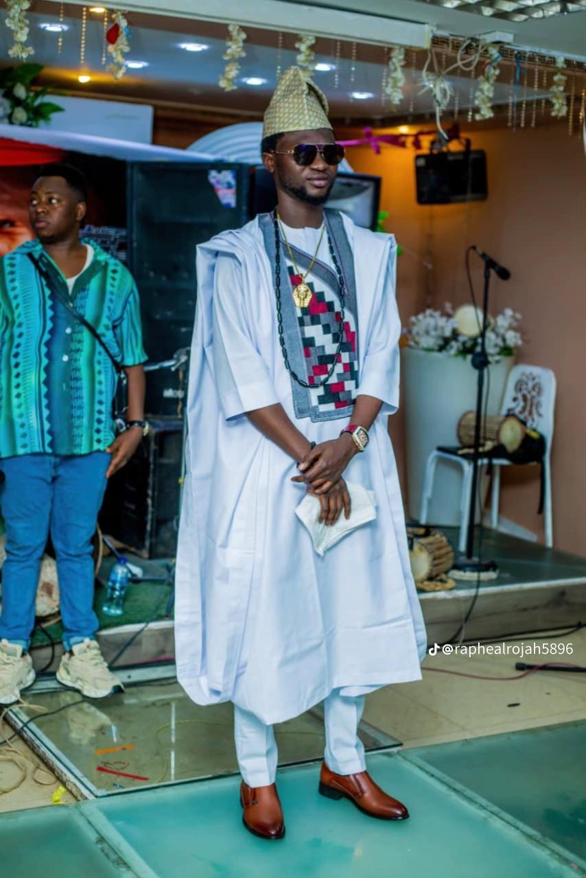 @Ajetunmobi Oluwakemi