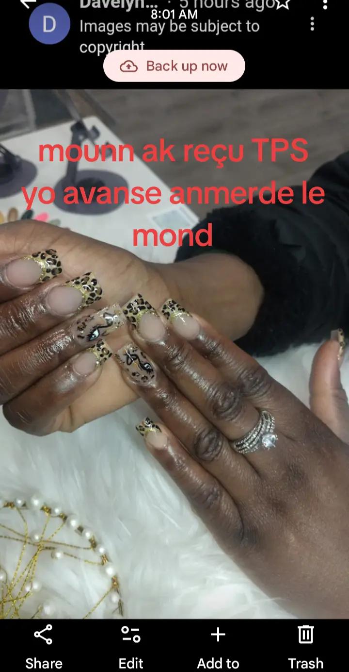 @Fanm akaye