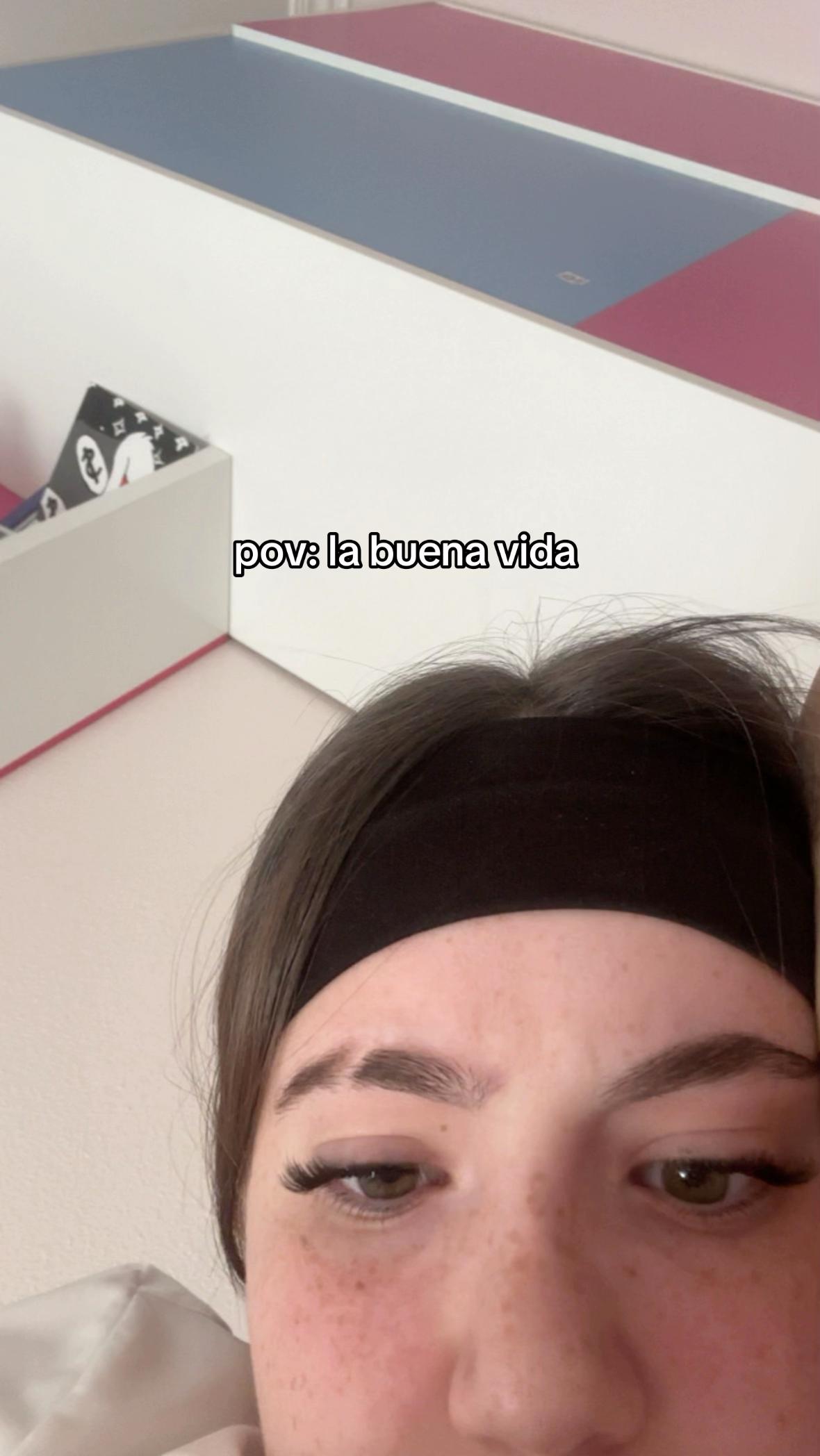 @لوسيا