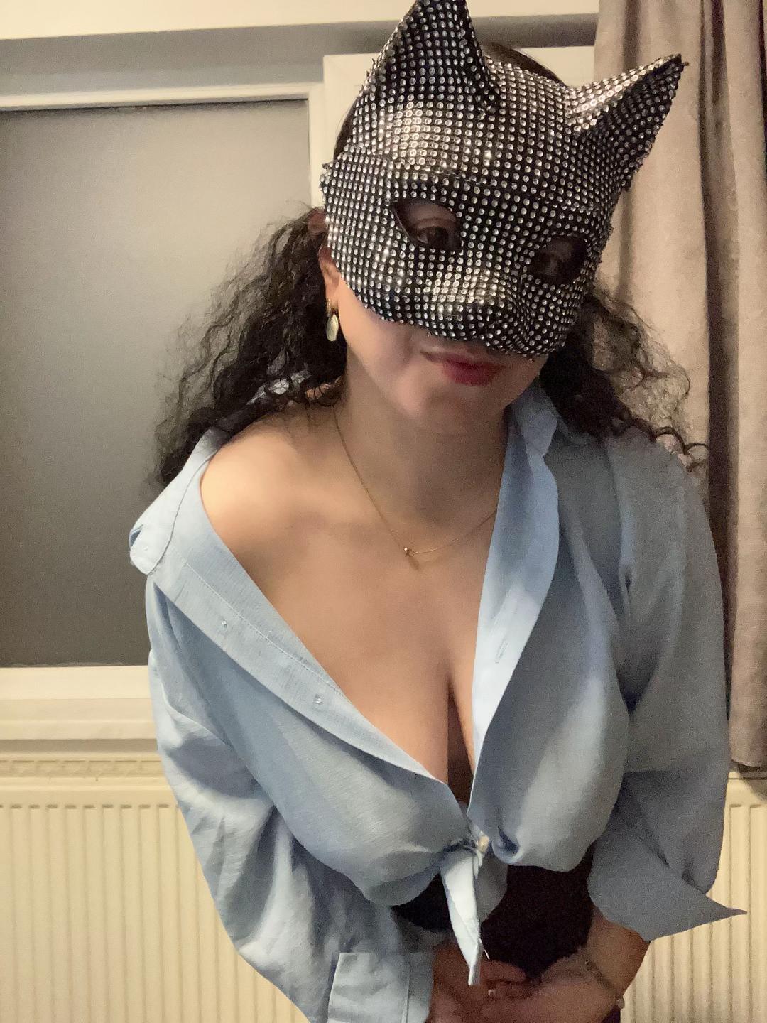 @aveliamoon