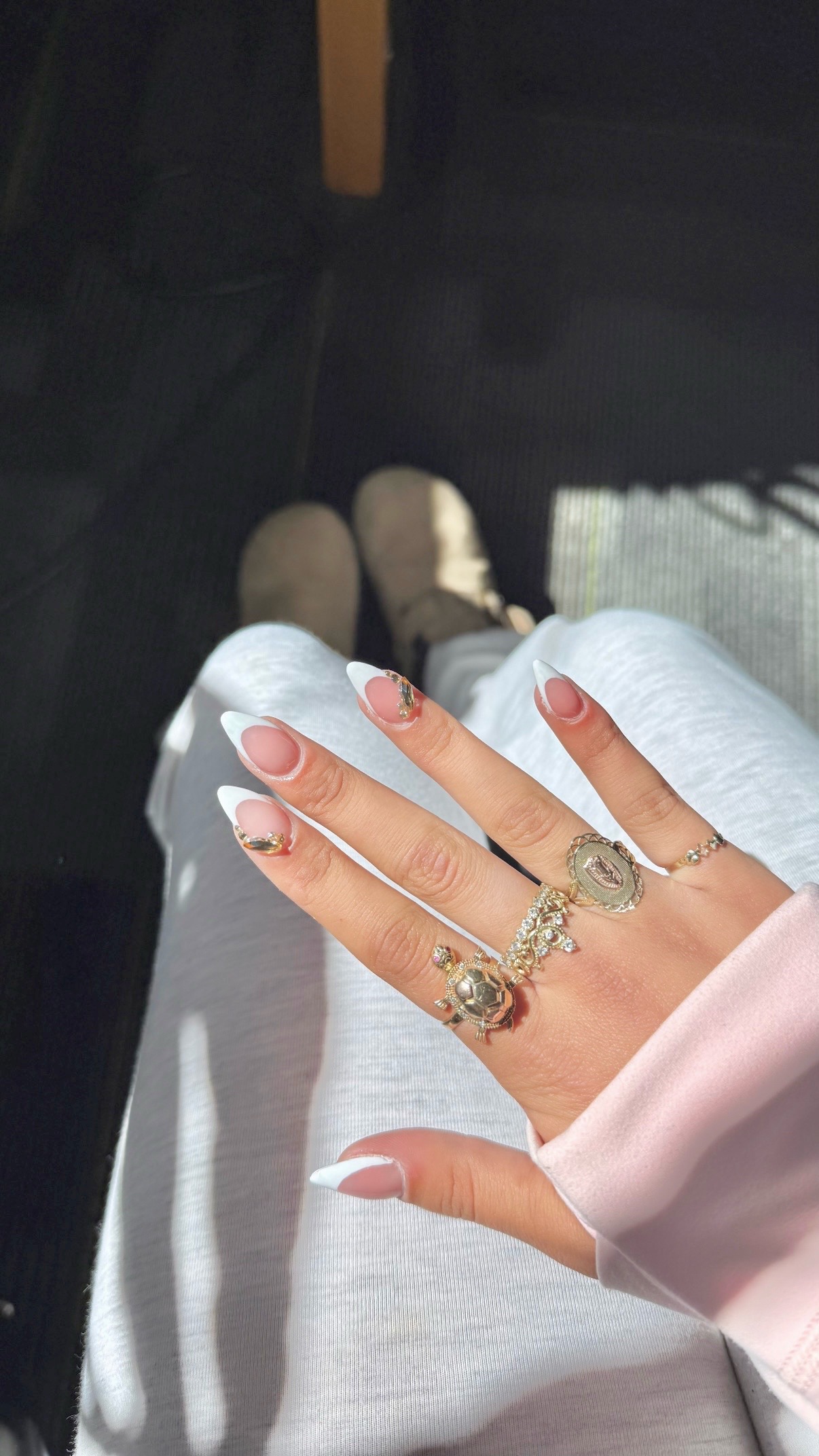 @𝐀𝐬𝐡🌷