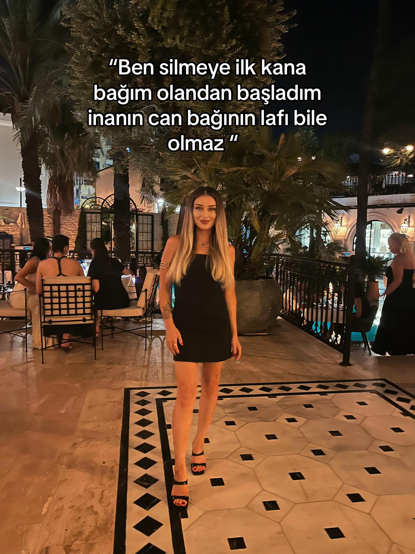 @KİWİ GOZLUU