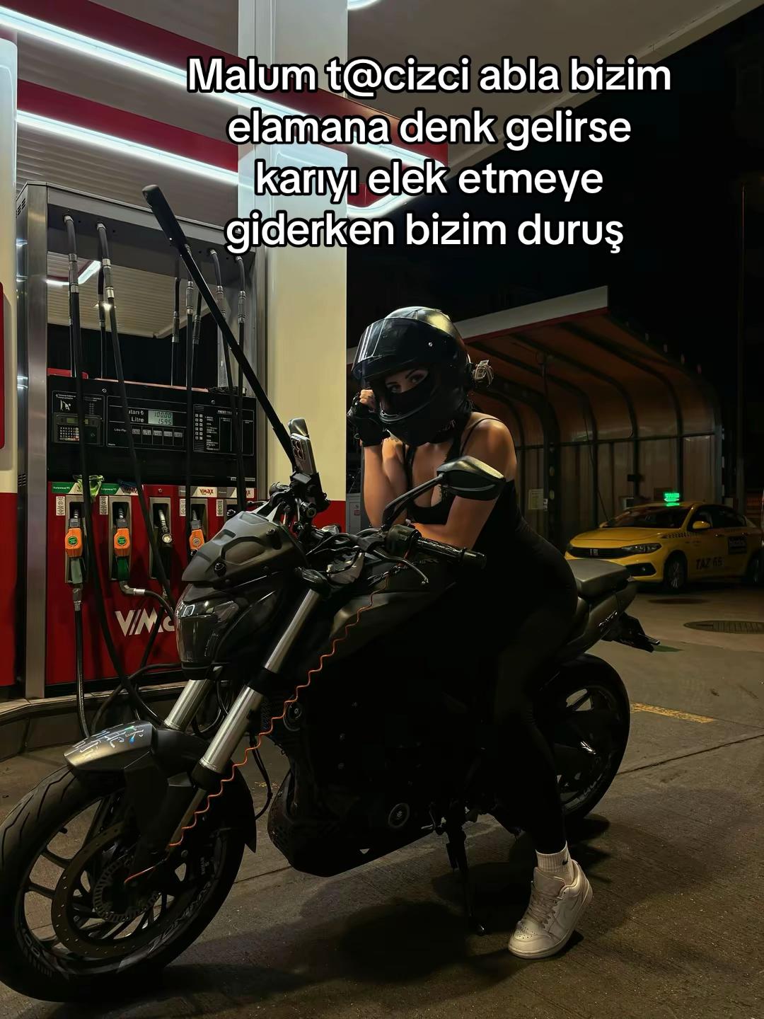 @Çağla Güler