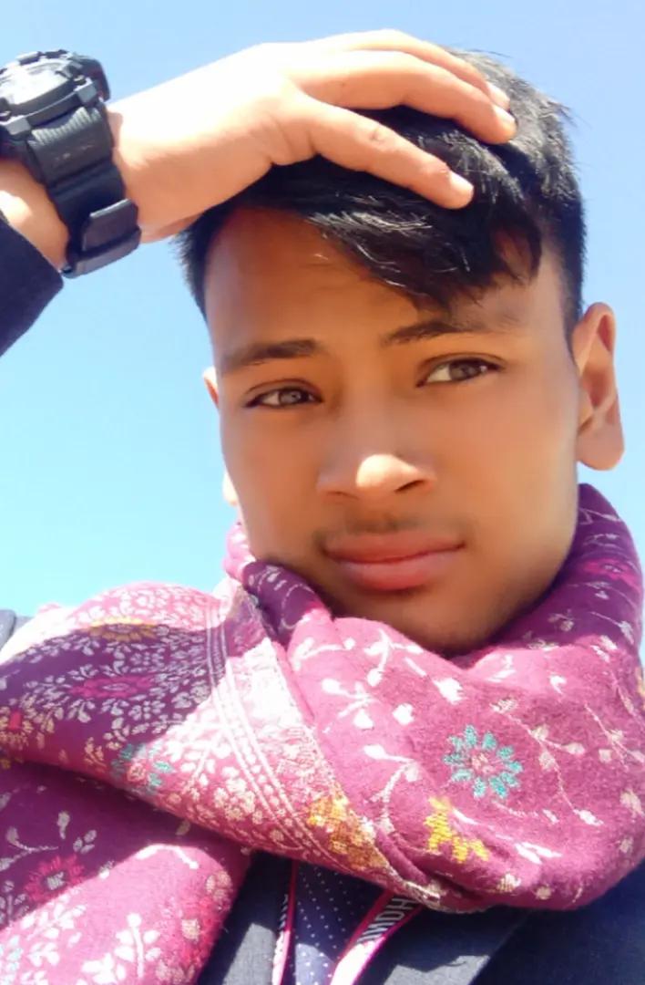 @𝗠𝗿.𝗟𝗴 Magar ..... ✍🏻🫂