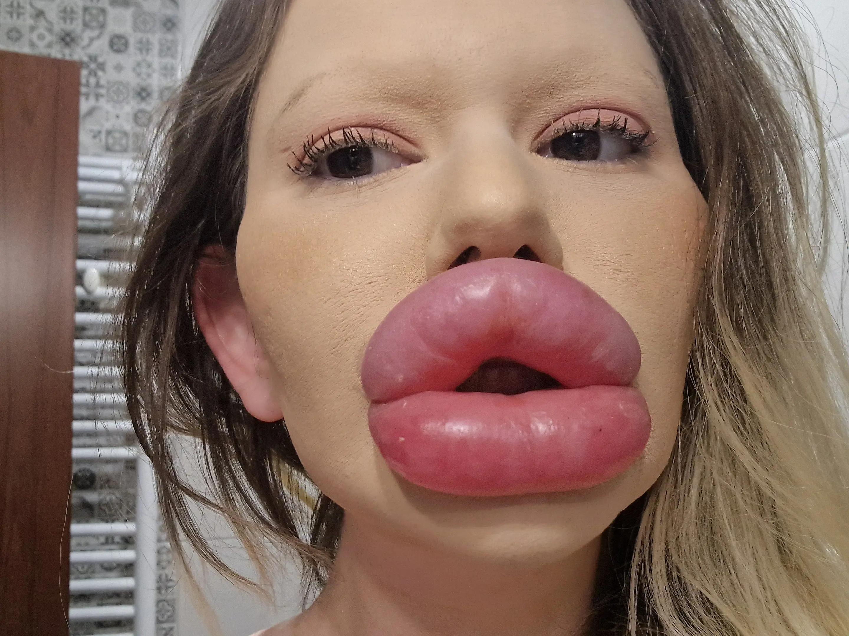 @ANDREA BGBARBIE