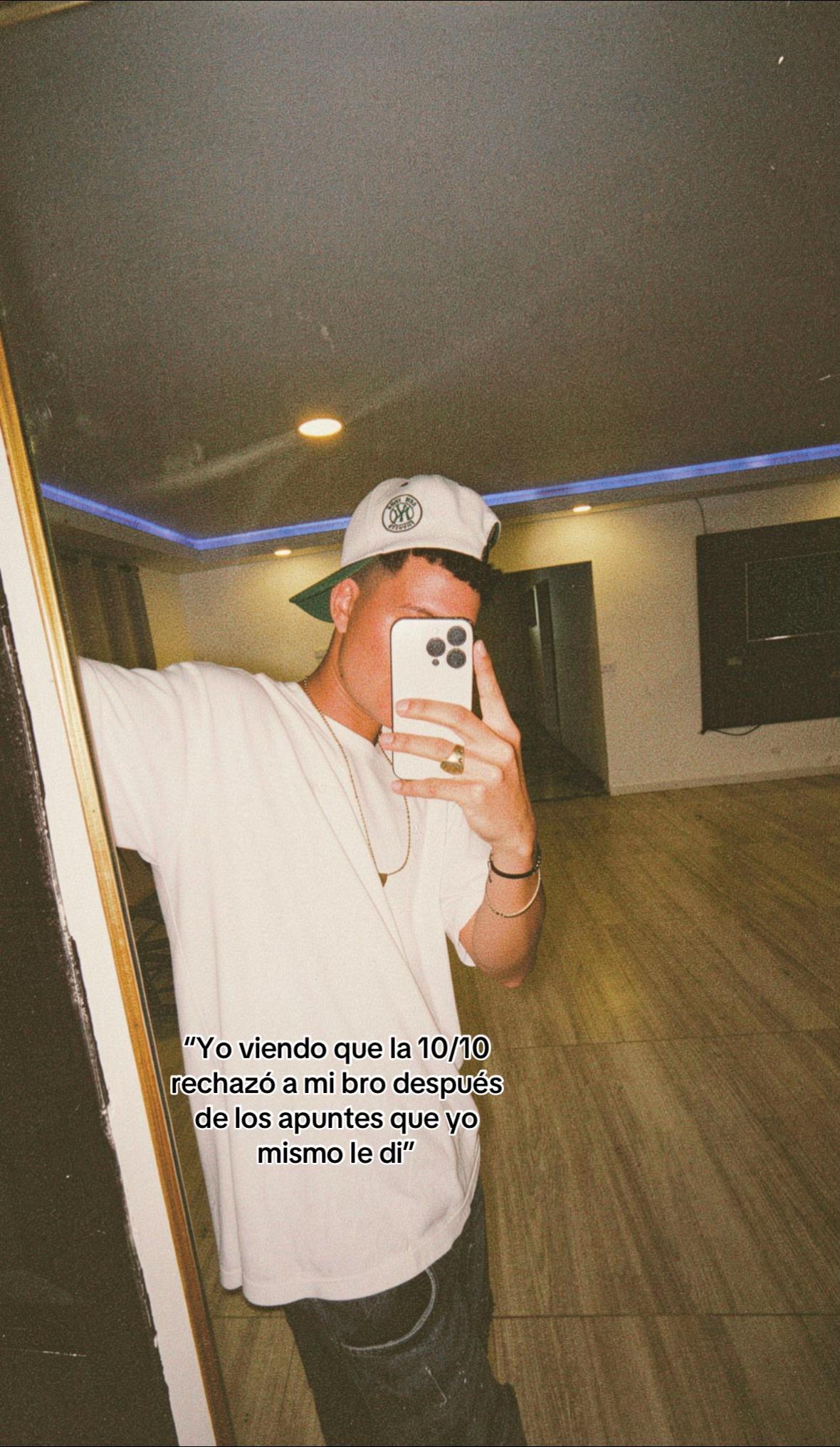 @𝑱.