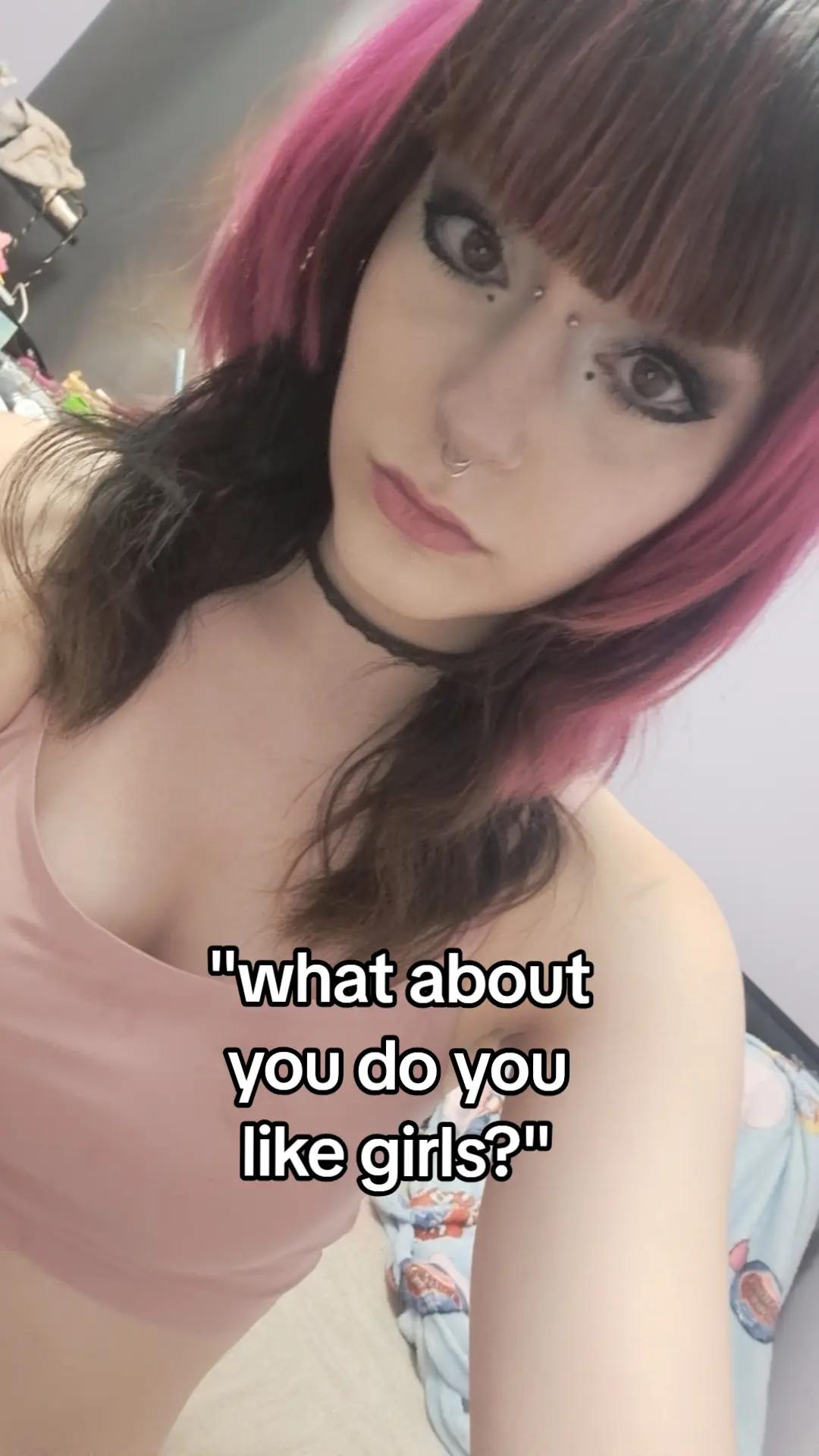 @Nat 🖤🦄