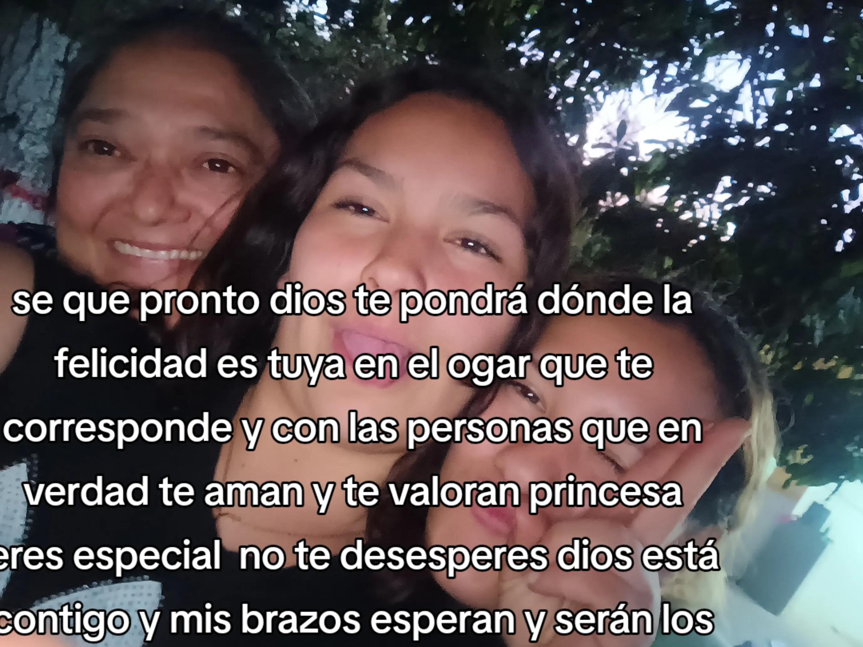@Mar&iacute;a de la luz Vel&aacute;squez