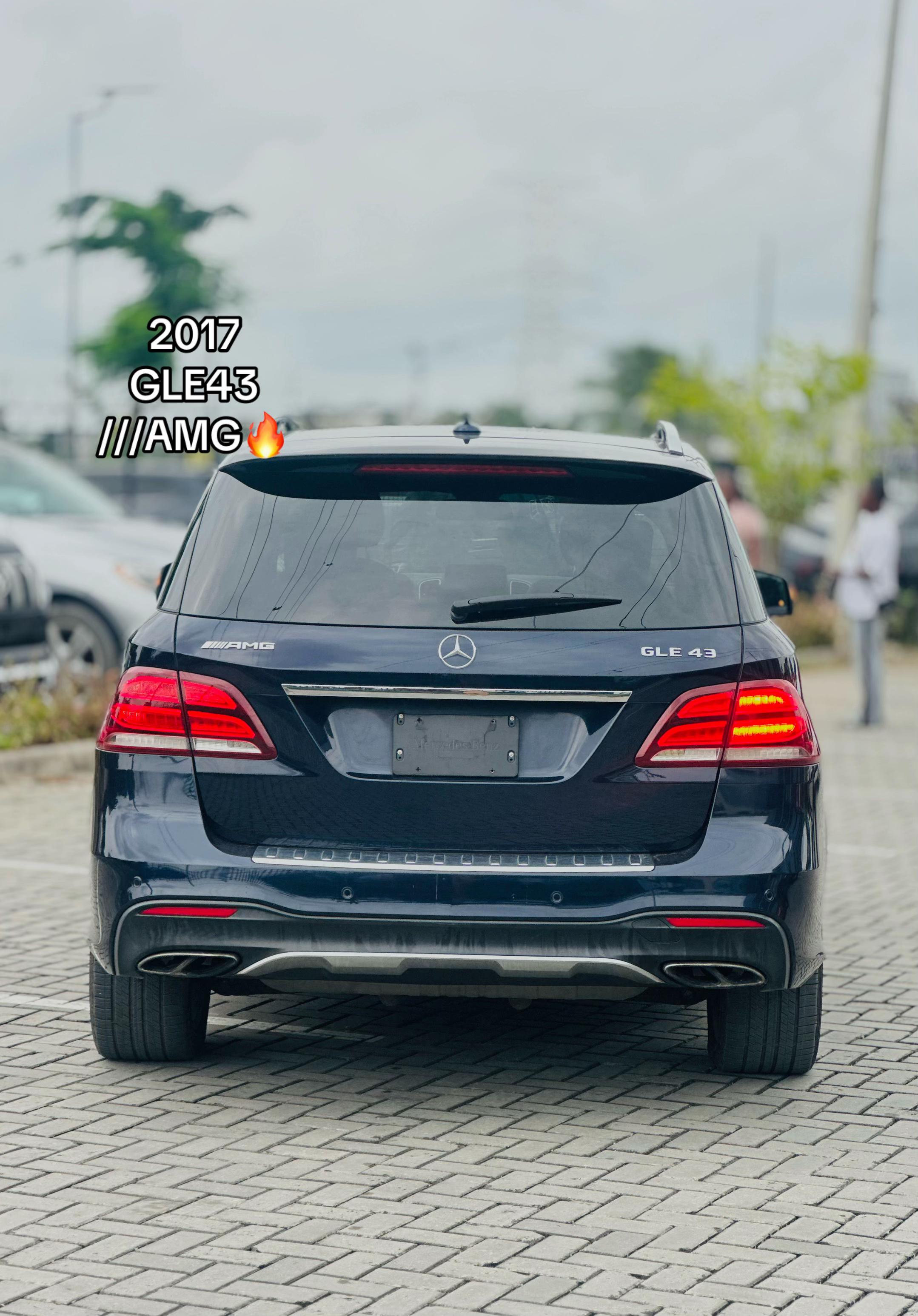 @DAVE’Z CARS LTD