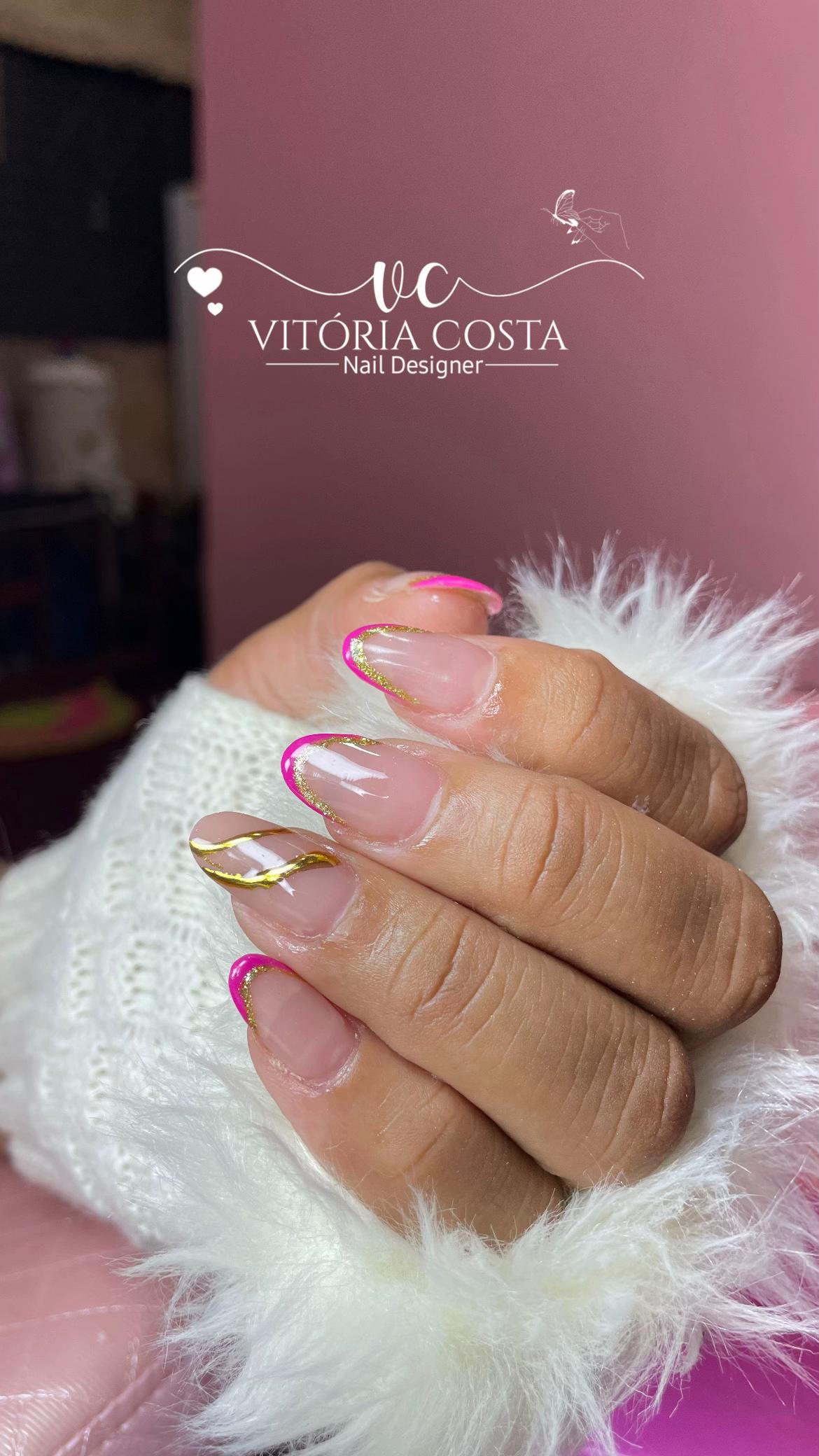 @Vitóriacosta_naildesign