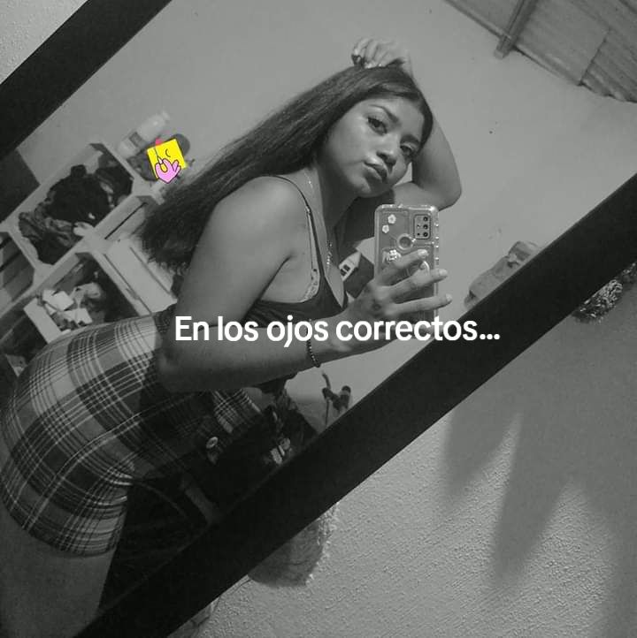 @EsmeraldaLopez
