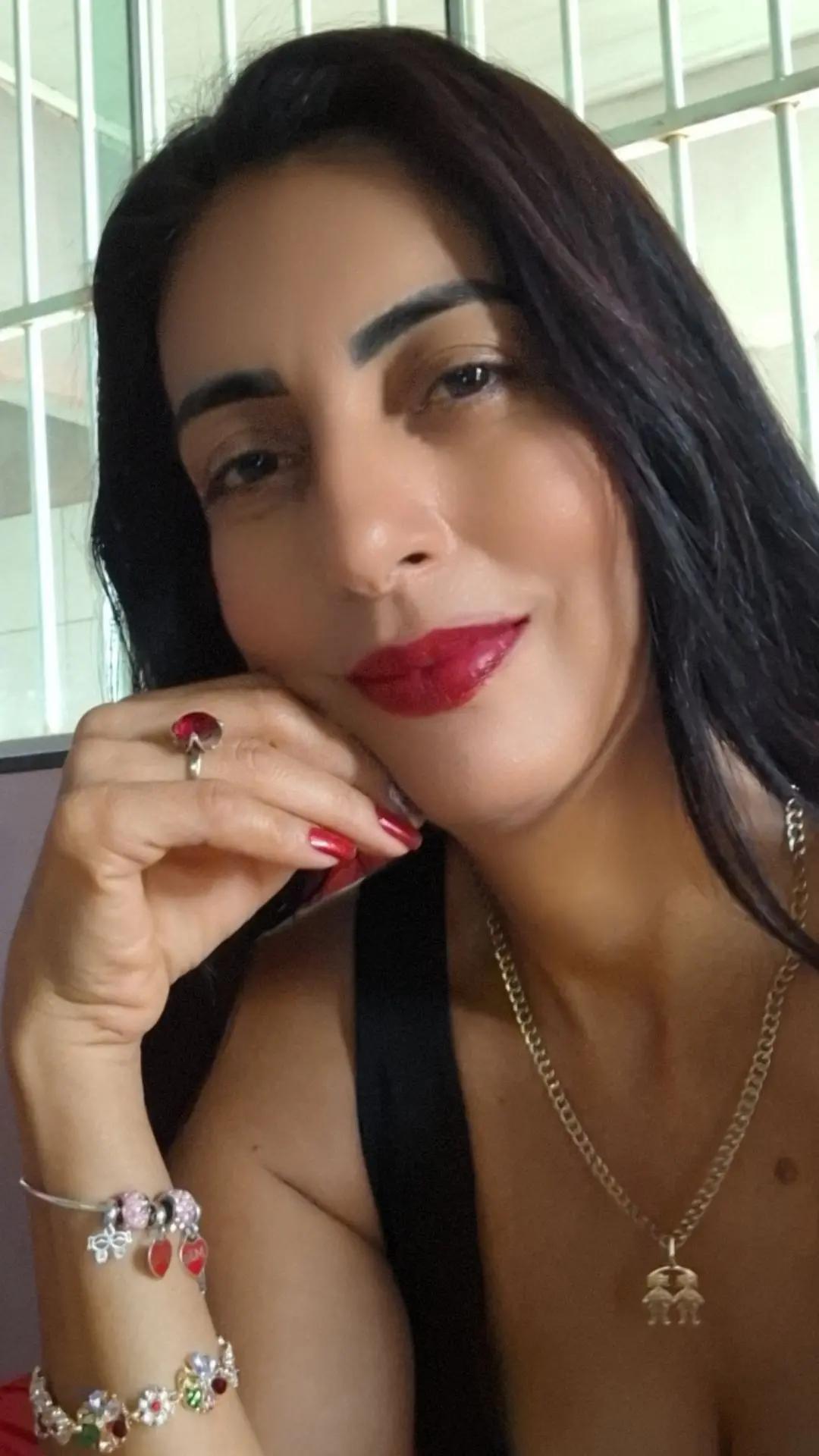 @S❤️i❤️m❤️o❤️n❤️e Batista!☺️