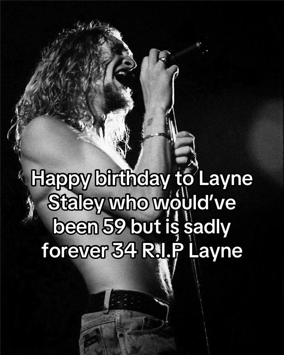 @#1motleycruemaniac66