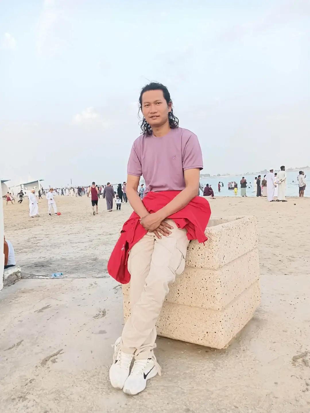 @BIKASH 🌺❤️💞 gurung