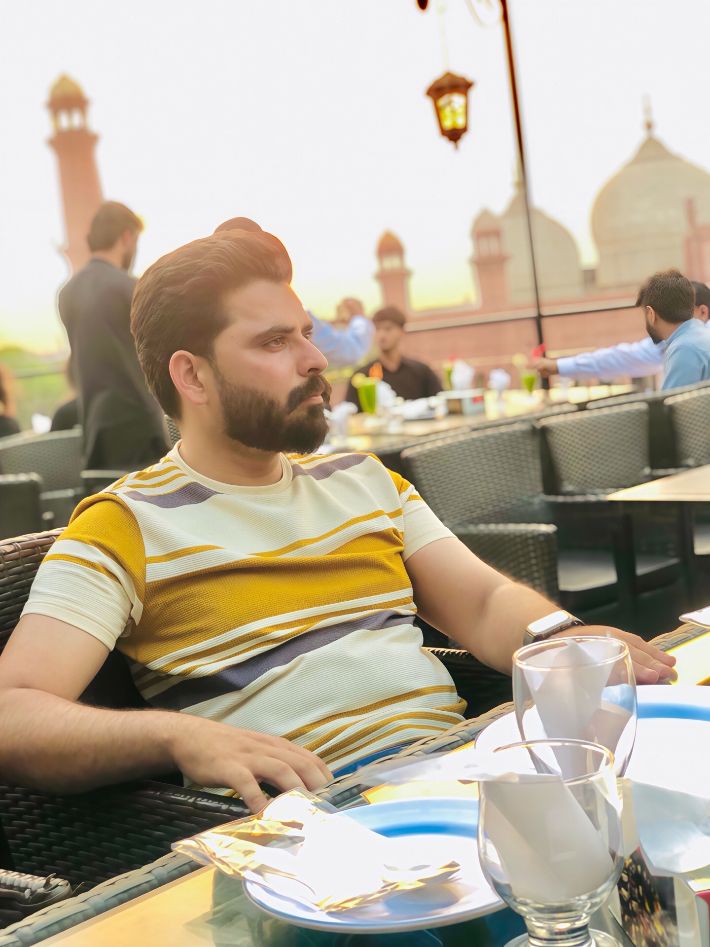 @Dewan Shahid Fareed Chishti 💫