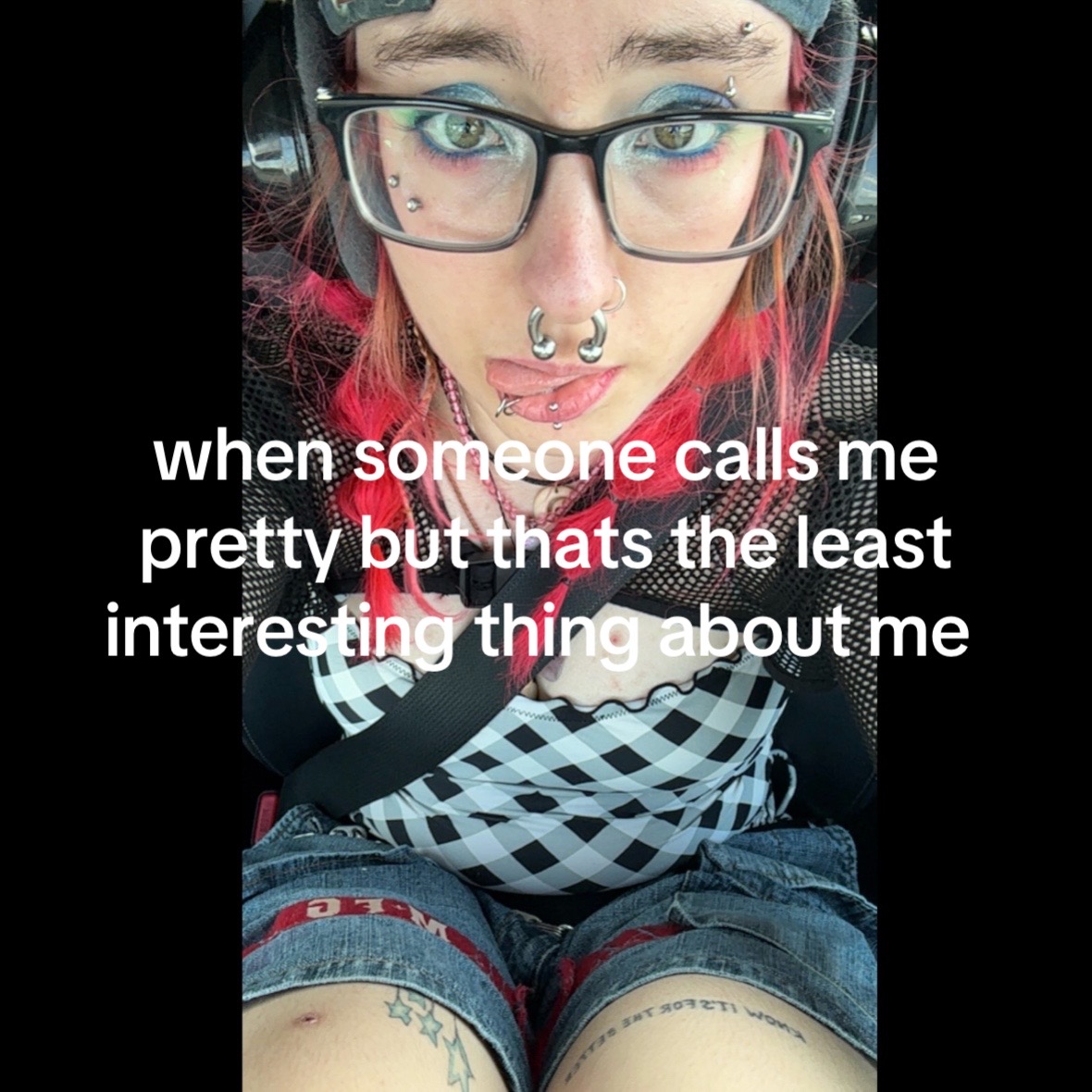 @armless.cum.circle