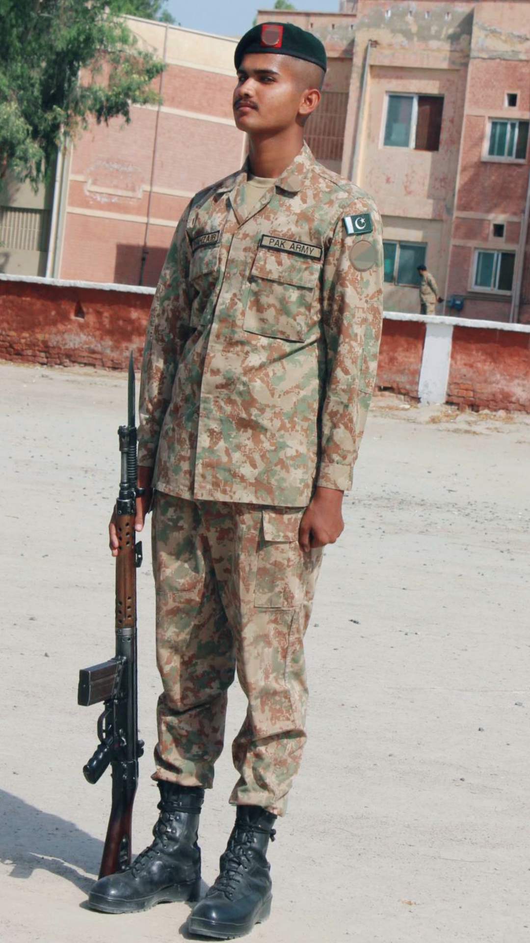 @ShahzAib_Foجi🖤