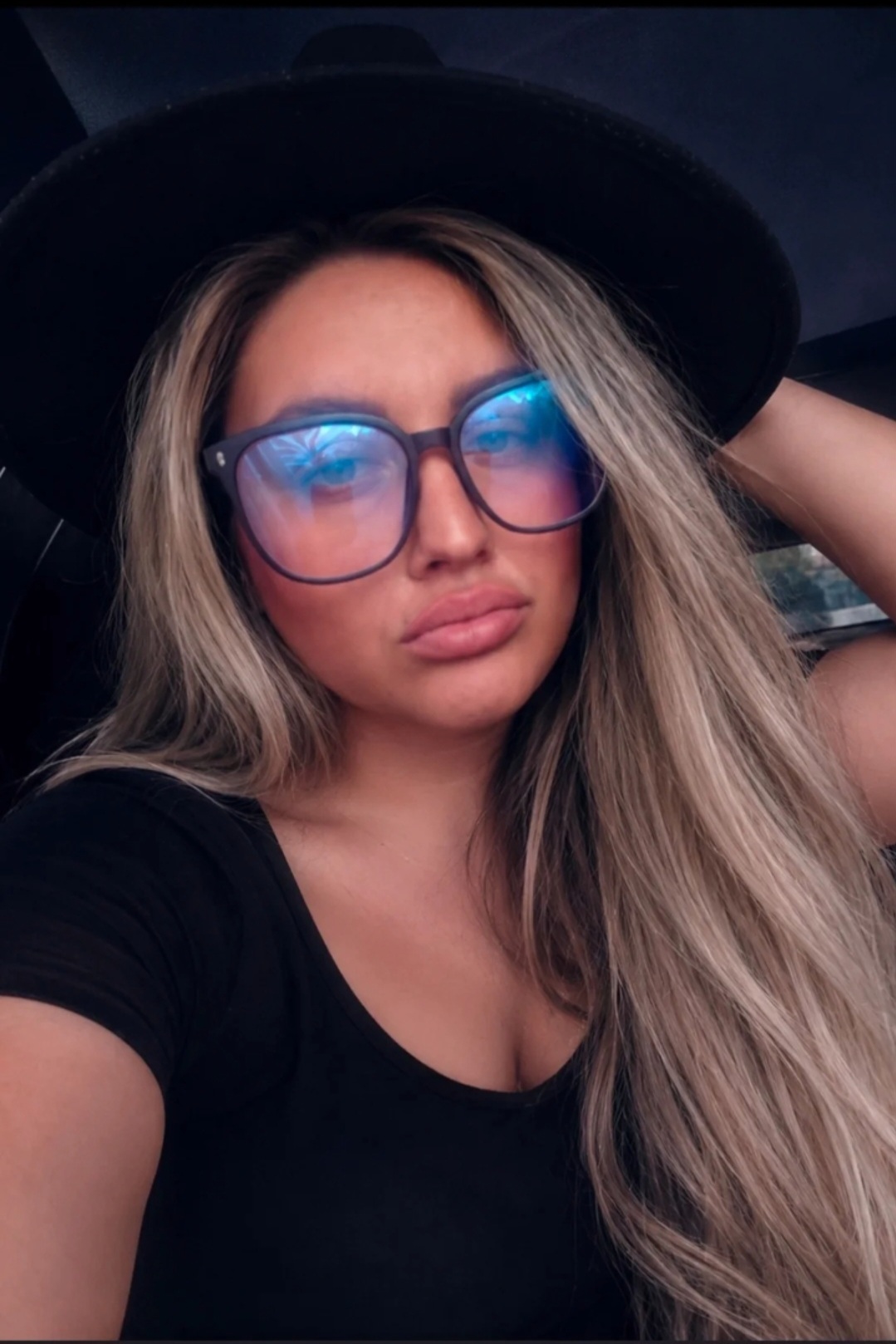@Unikatna_dama 😋