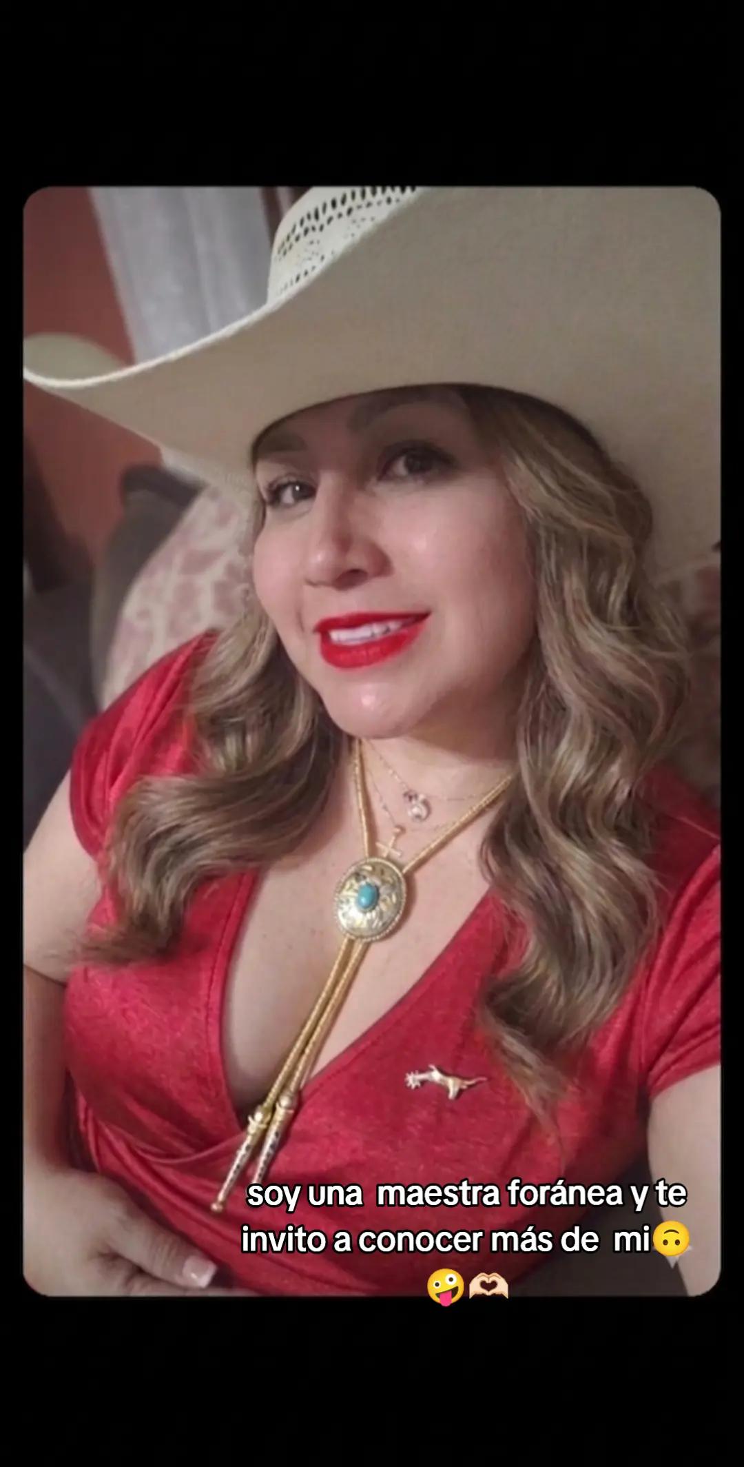 @Una Maestra For&aacute;nea